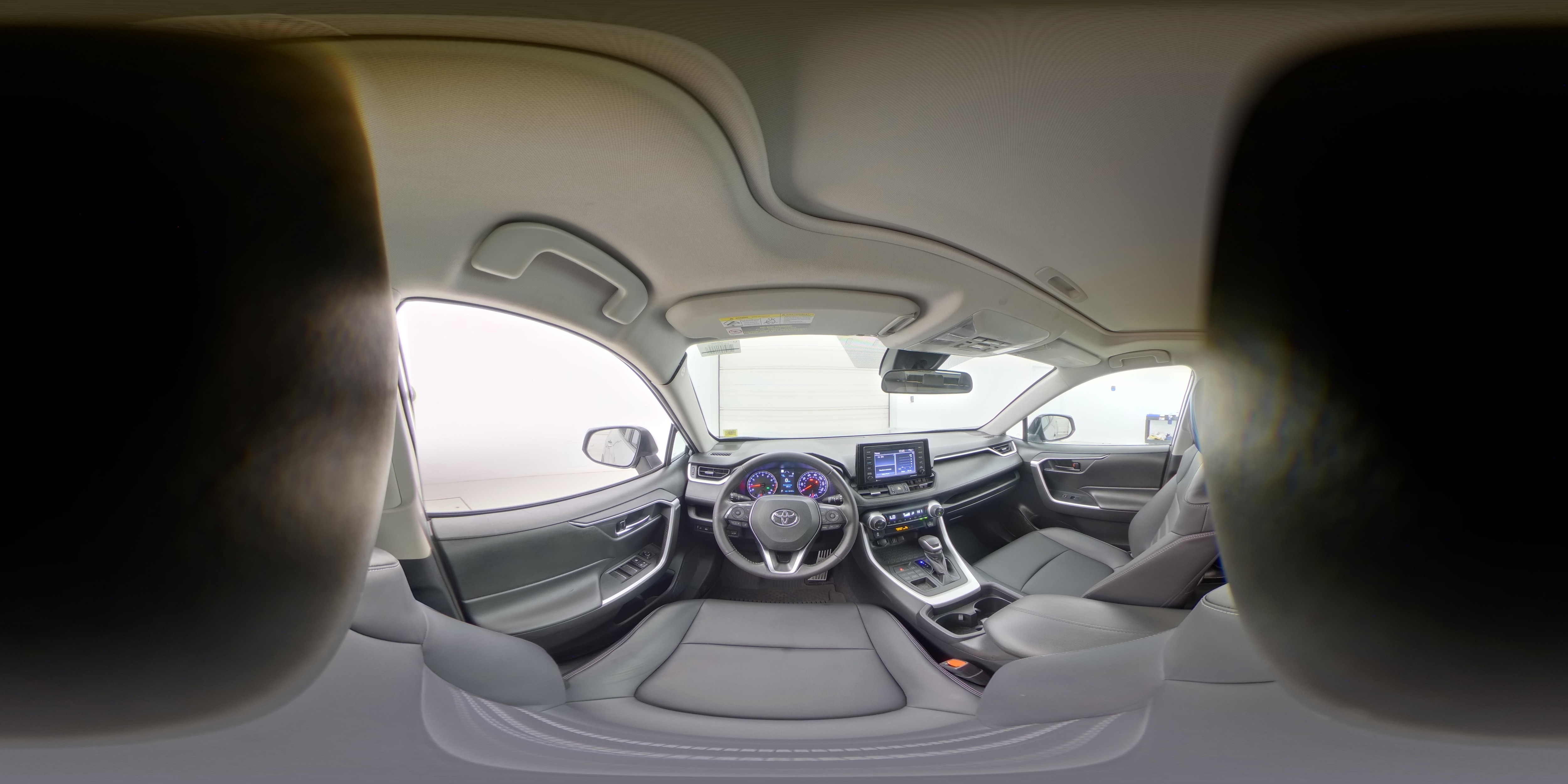2020 Toyota RAV4 XLE Premium - Photo 27