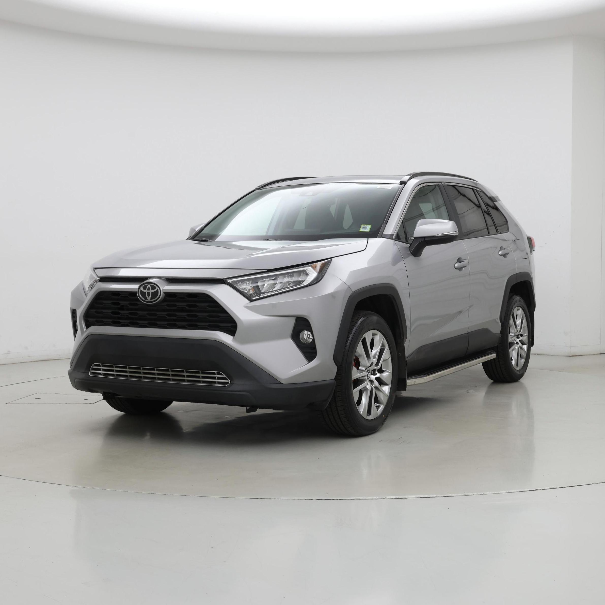 Thumbnail: 2020 Toyota RAV4 - 4