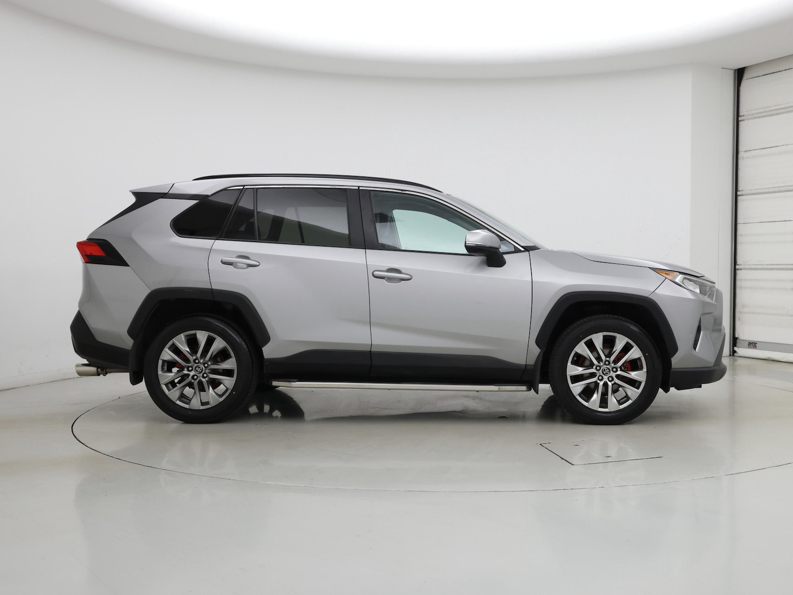 2020 Toyota RAV4 XLE Premium - Photo 8