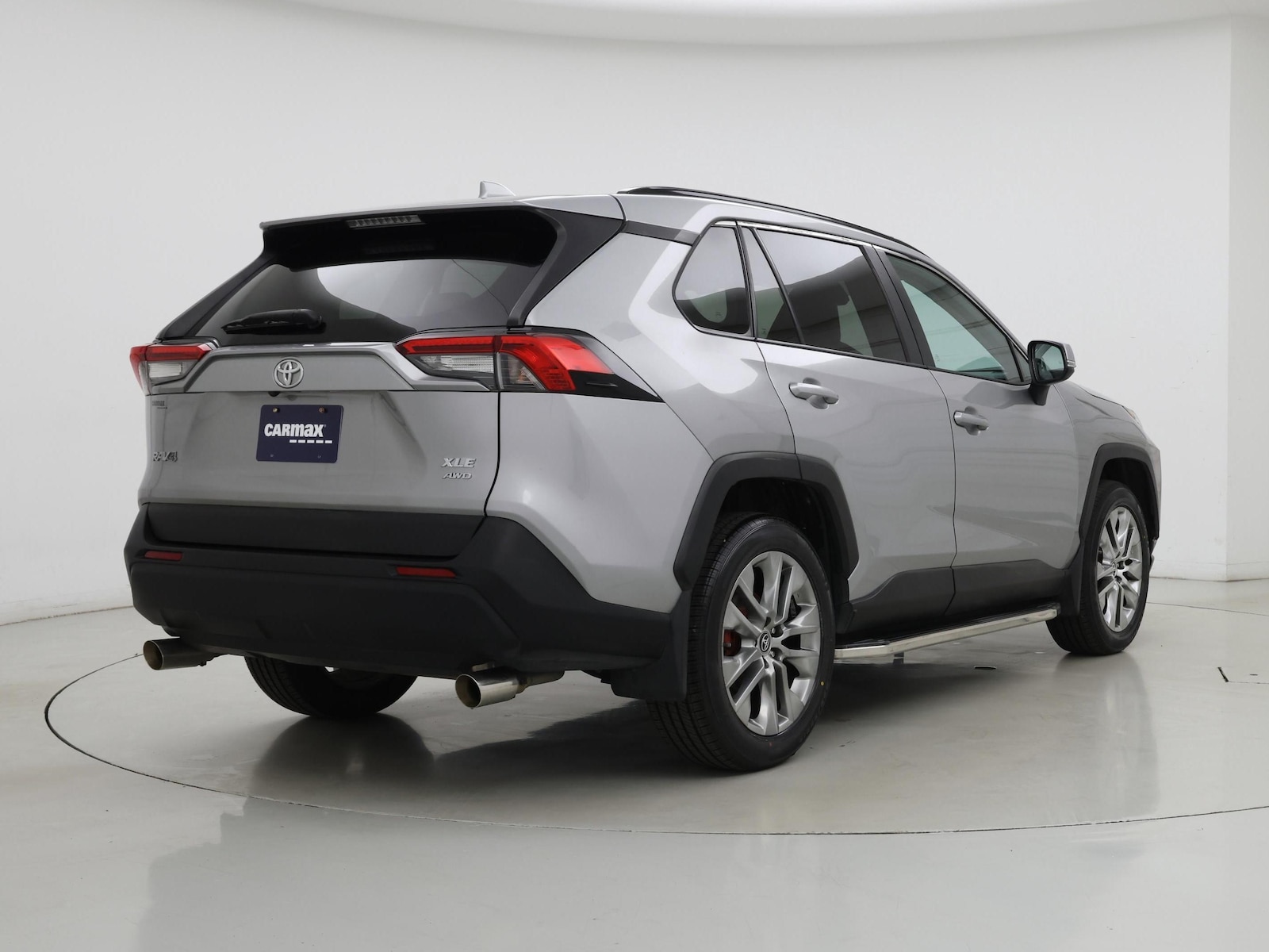 2020 Toyota RAV4 XLE Premium - Photo 9