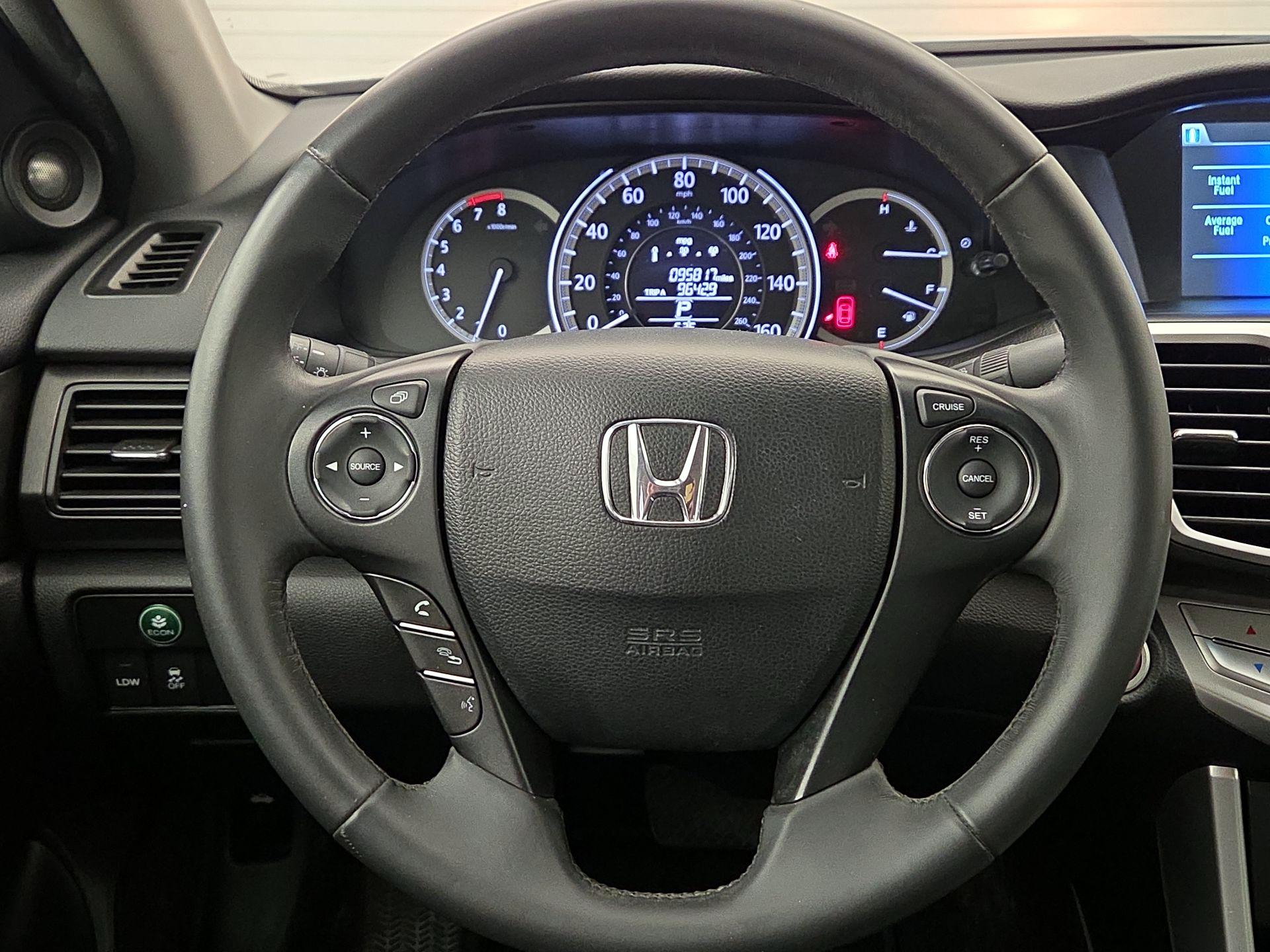 Thumbnail: 2015 Honda Accord - 10