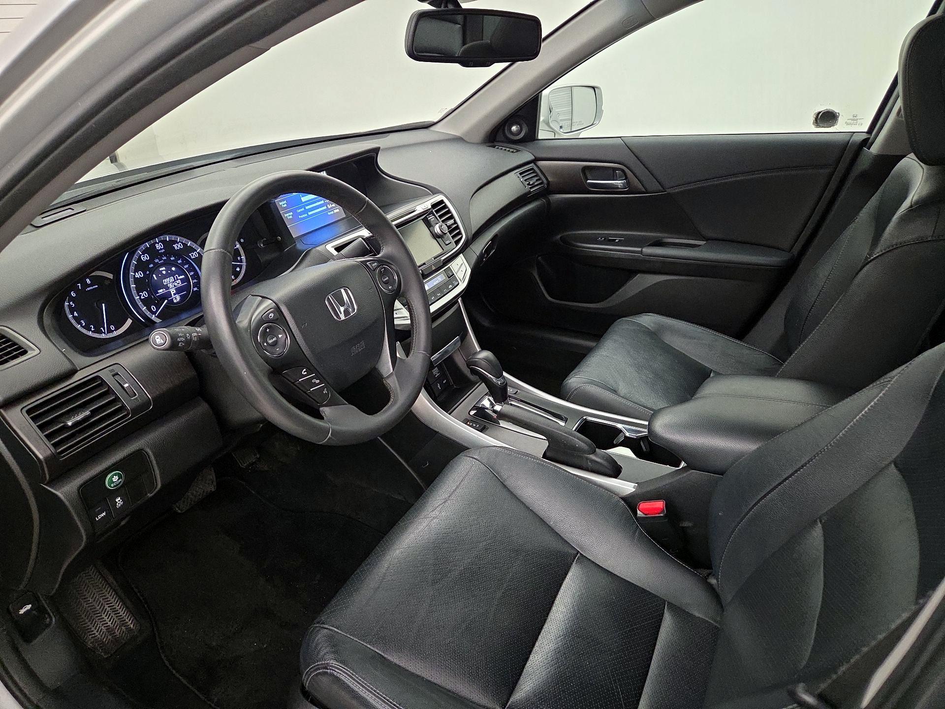 Thumbnail: 2015 Honda Accord - 11