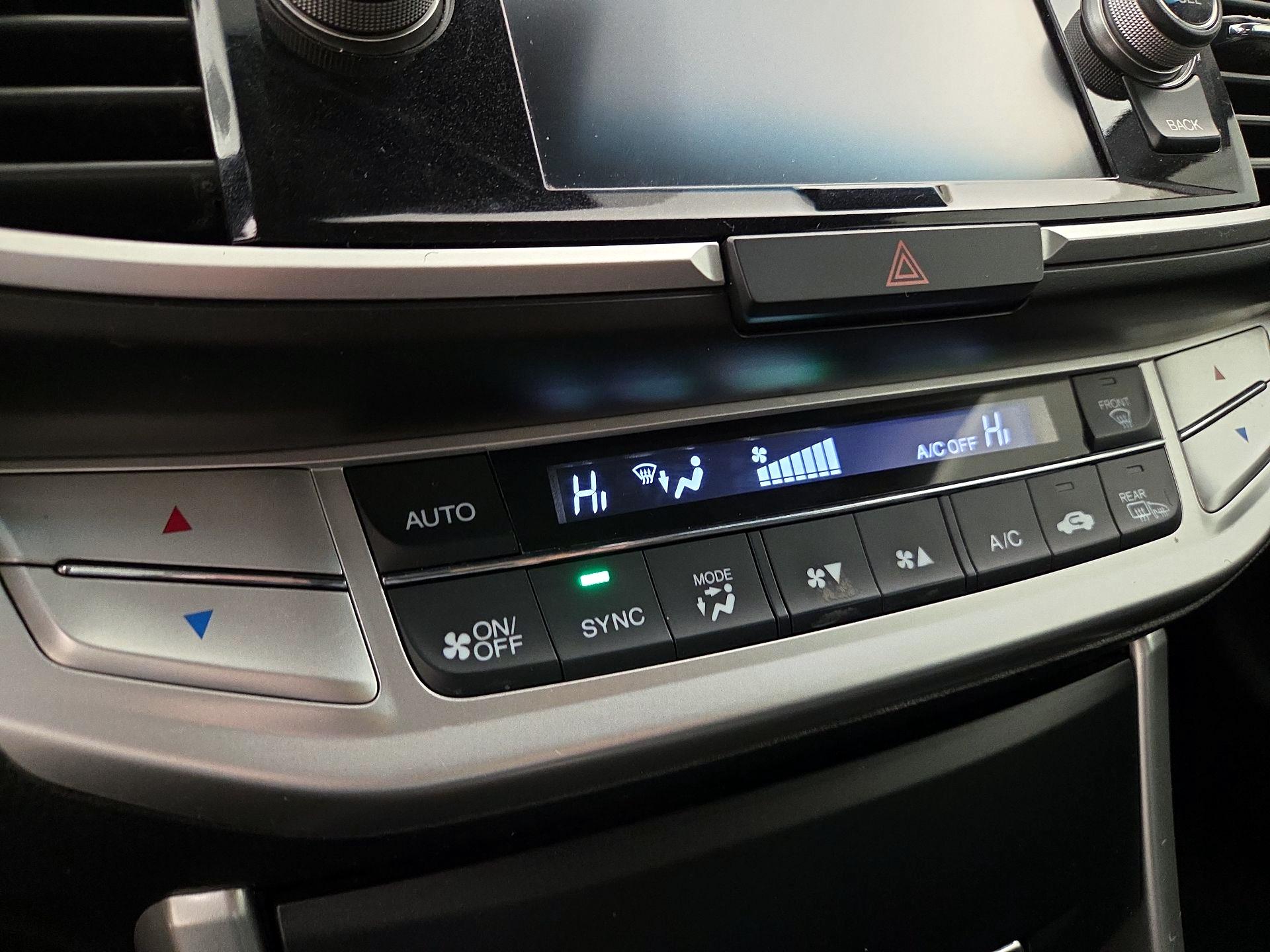 Thumbnail: 2015 Honda Accord - 15