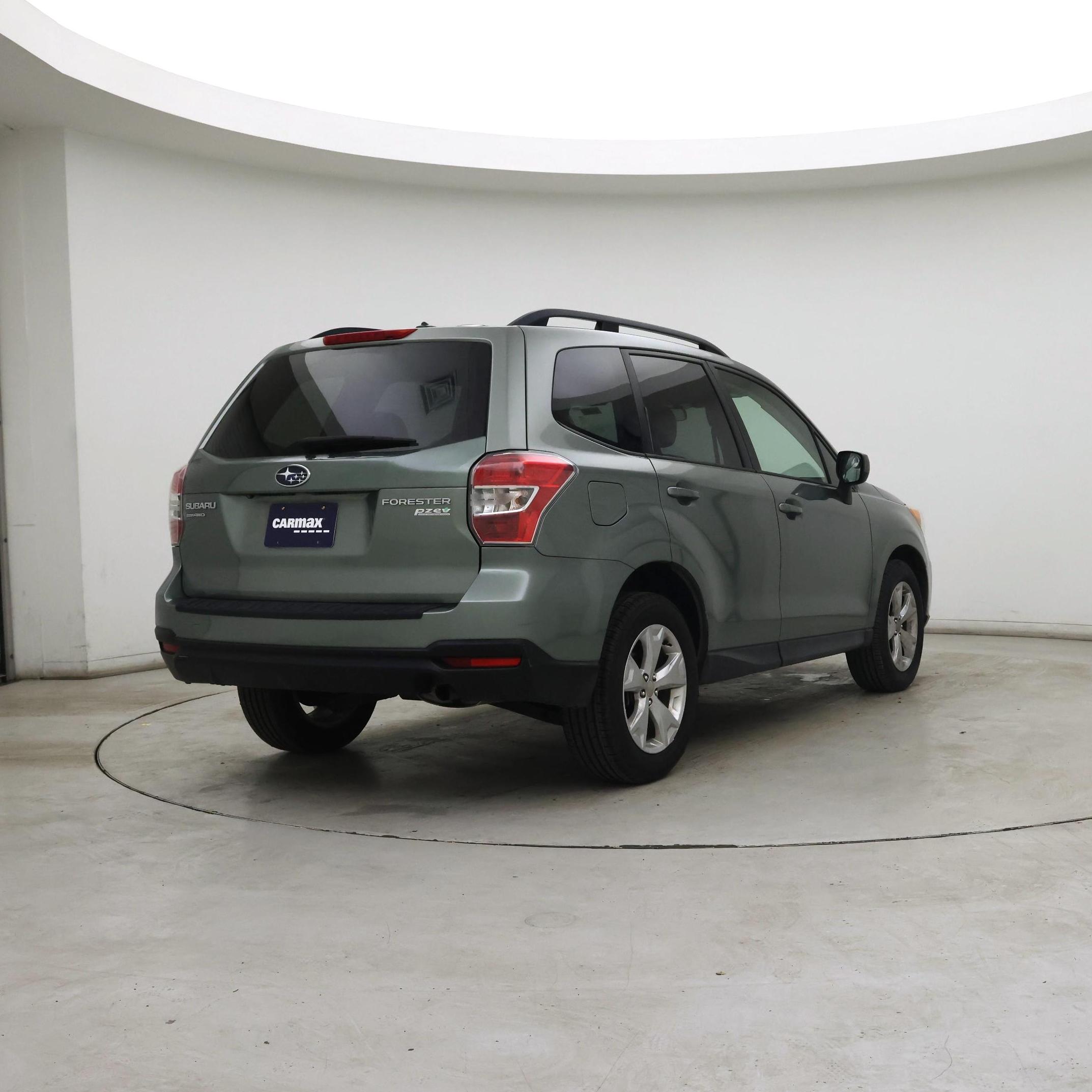 Thumbnail: 2015 Subaru Forester - 8