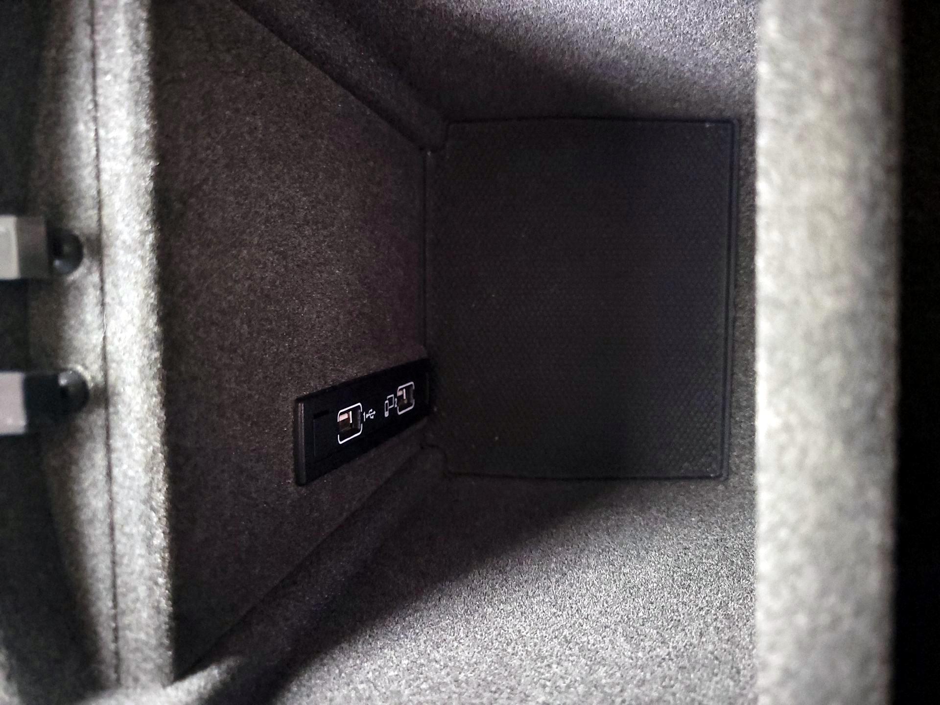 Thumbnail: 2018 Mercedes-Benz GLS - 18