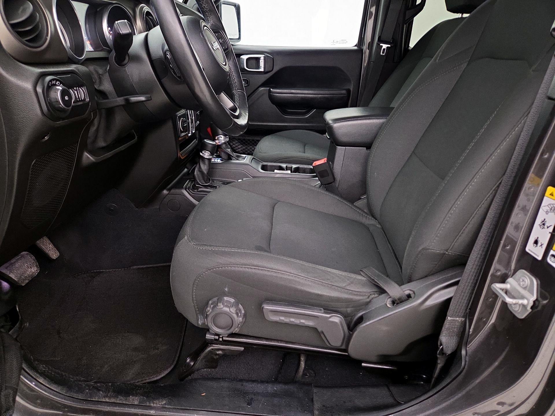 Thumbnail: 2018 Jeep Wrangler - 11