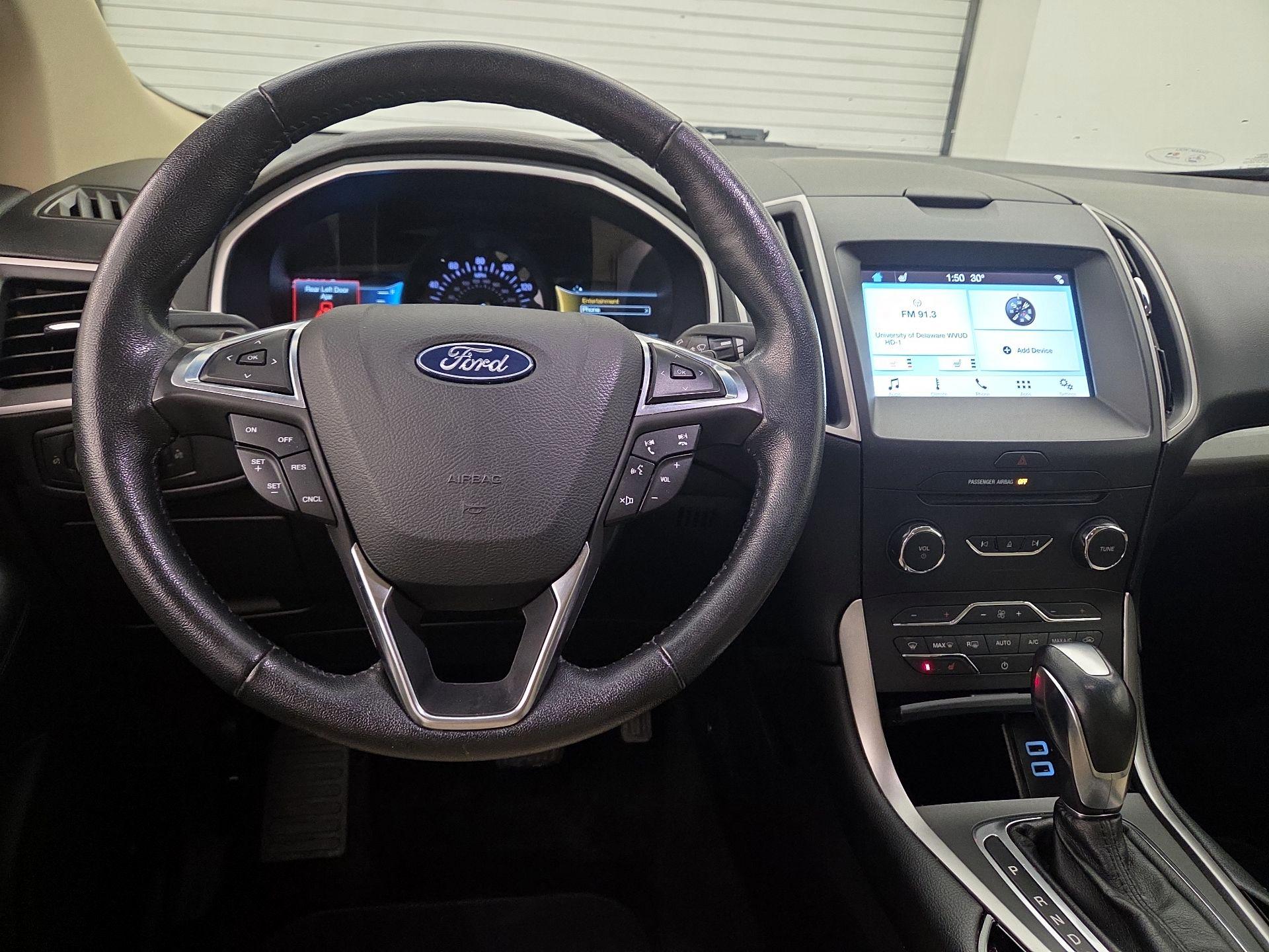 Thumbnail: 2018 Ford Edge - 10