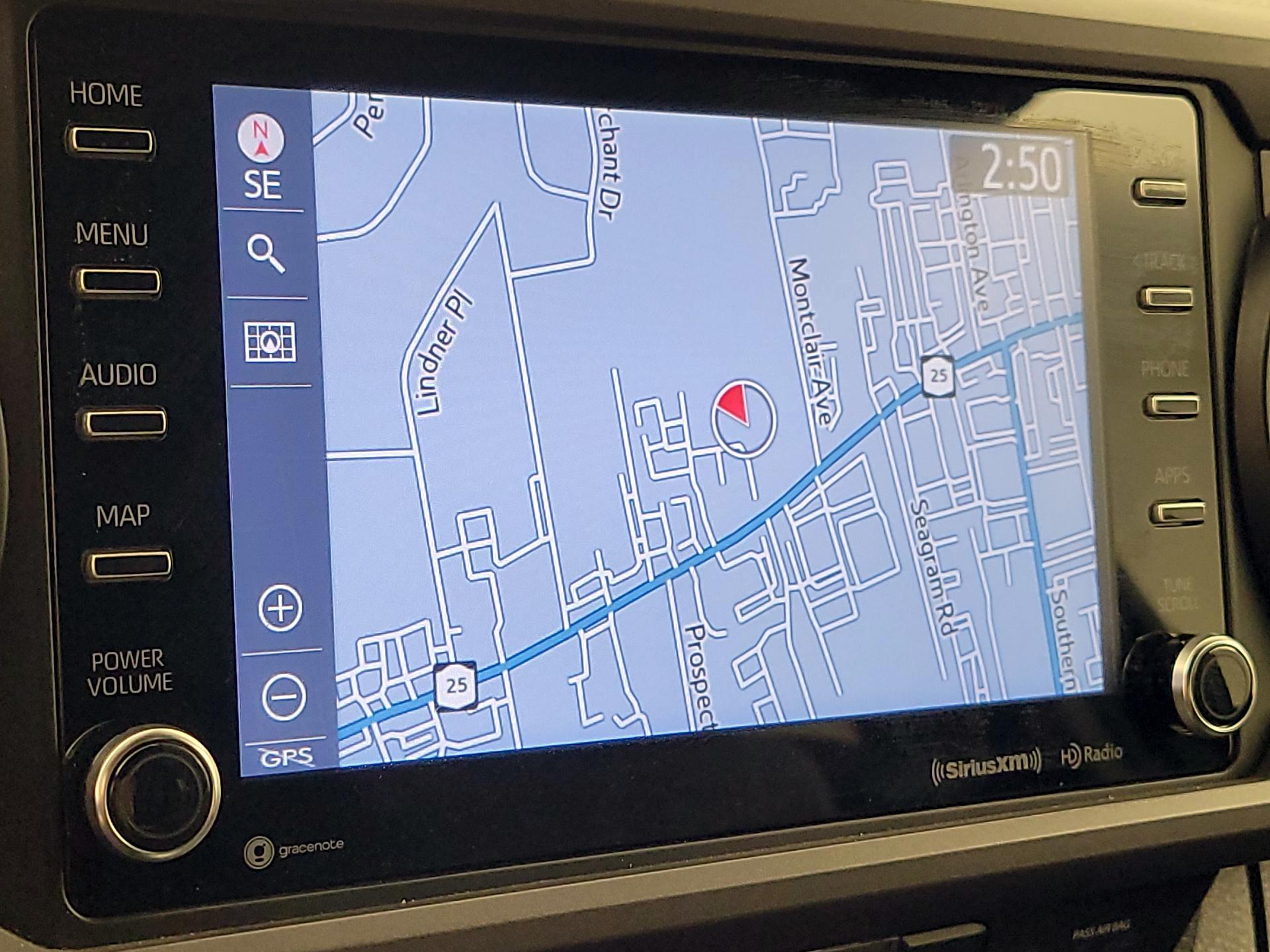 Thumbnail: 2022 Toyota Tacoma - 14