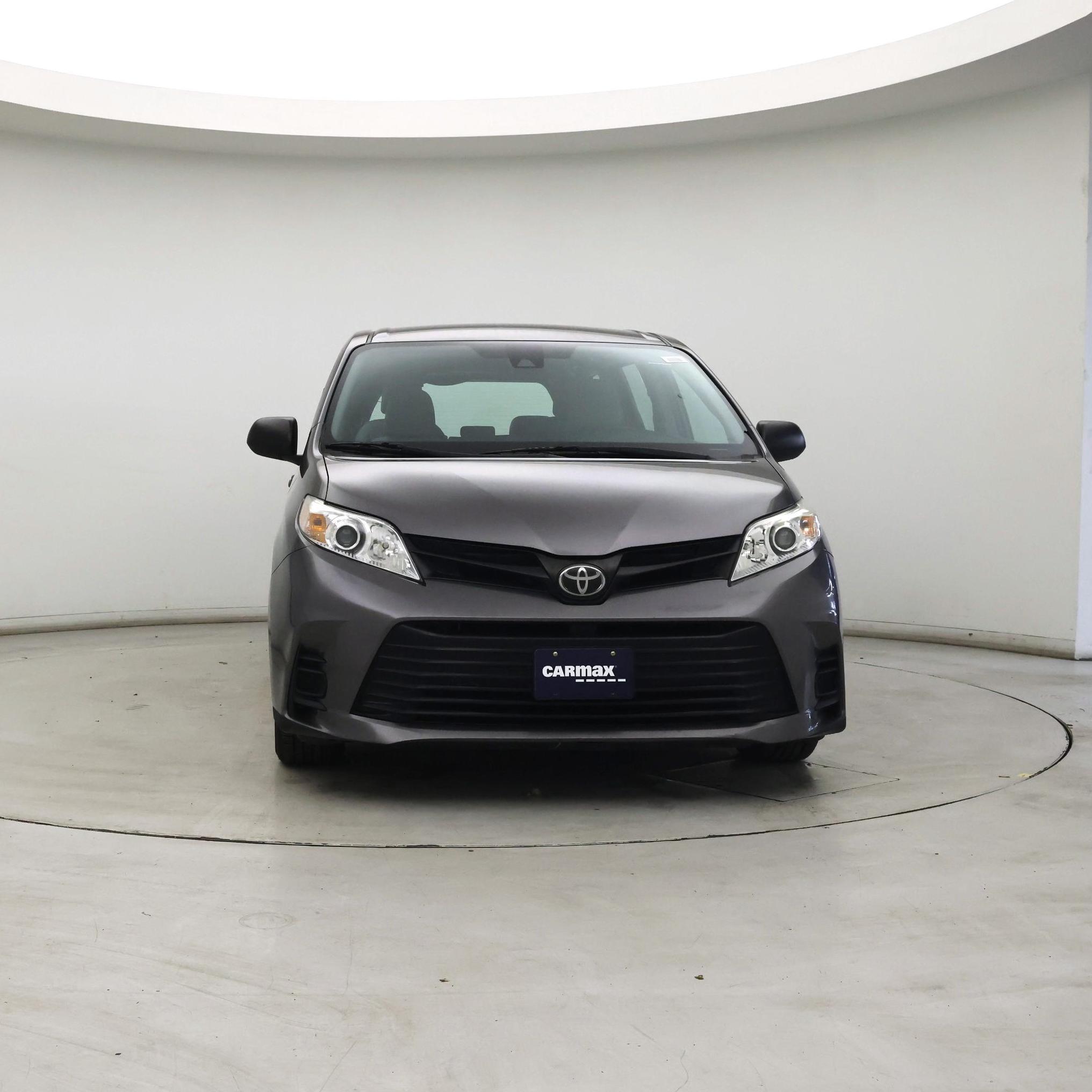 Thumbnail: 2018 Toyota Sienna - 5