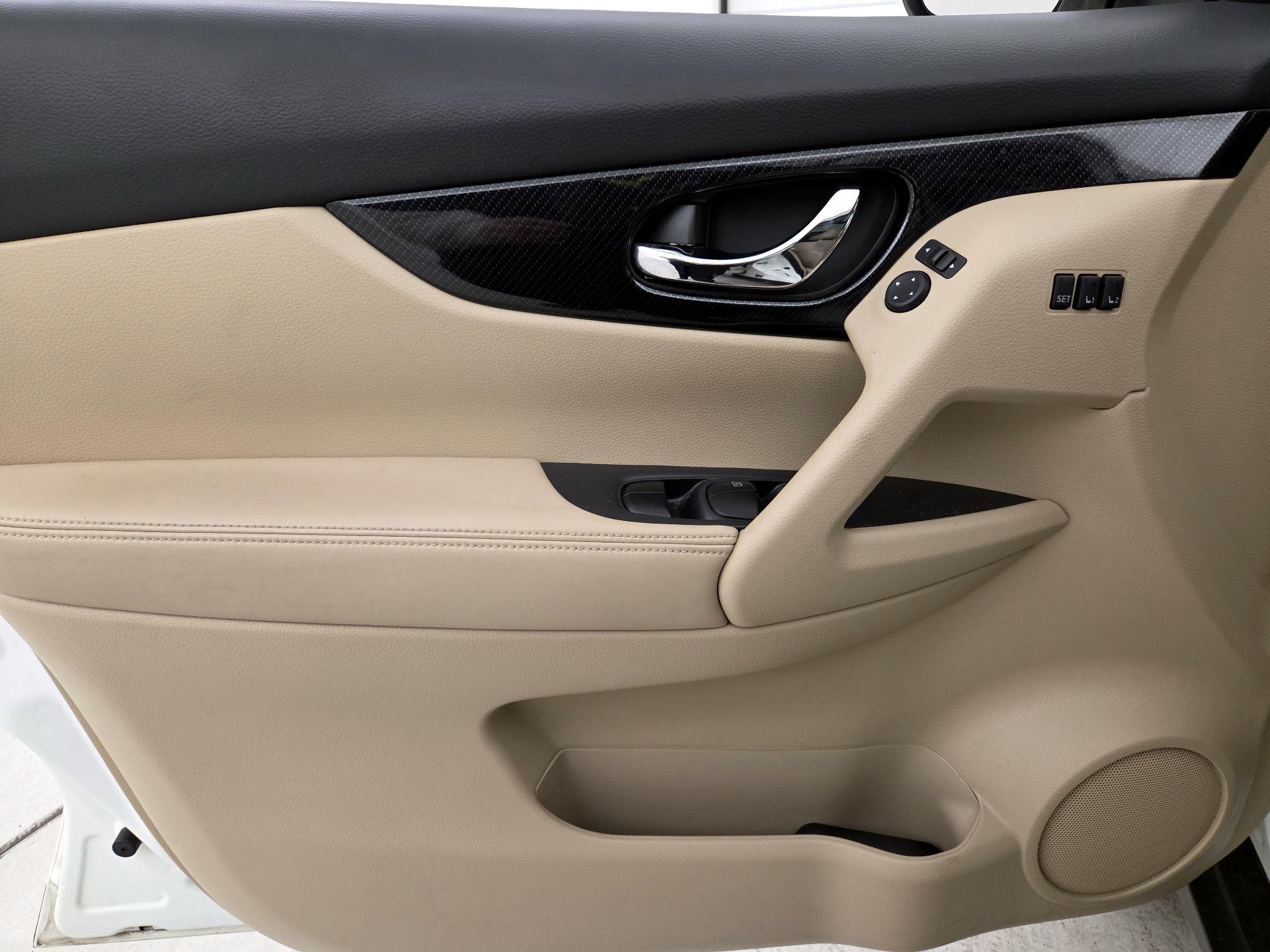 Thumbnail: 2019 Nissan Rogue - 12