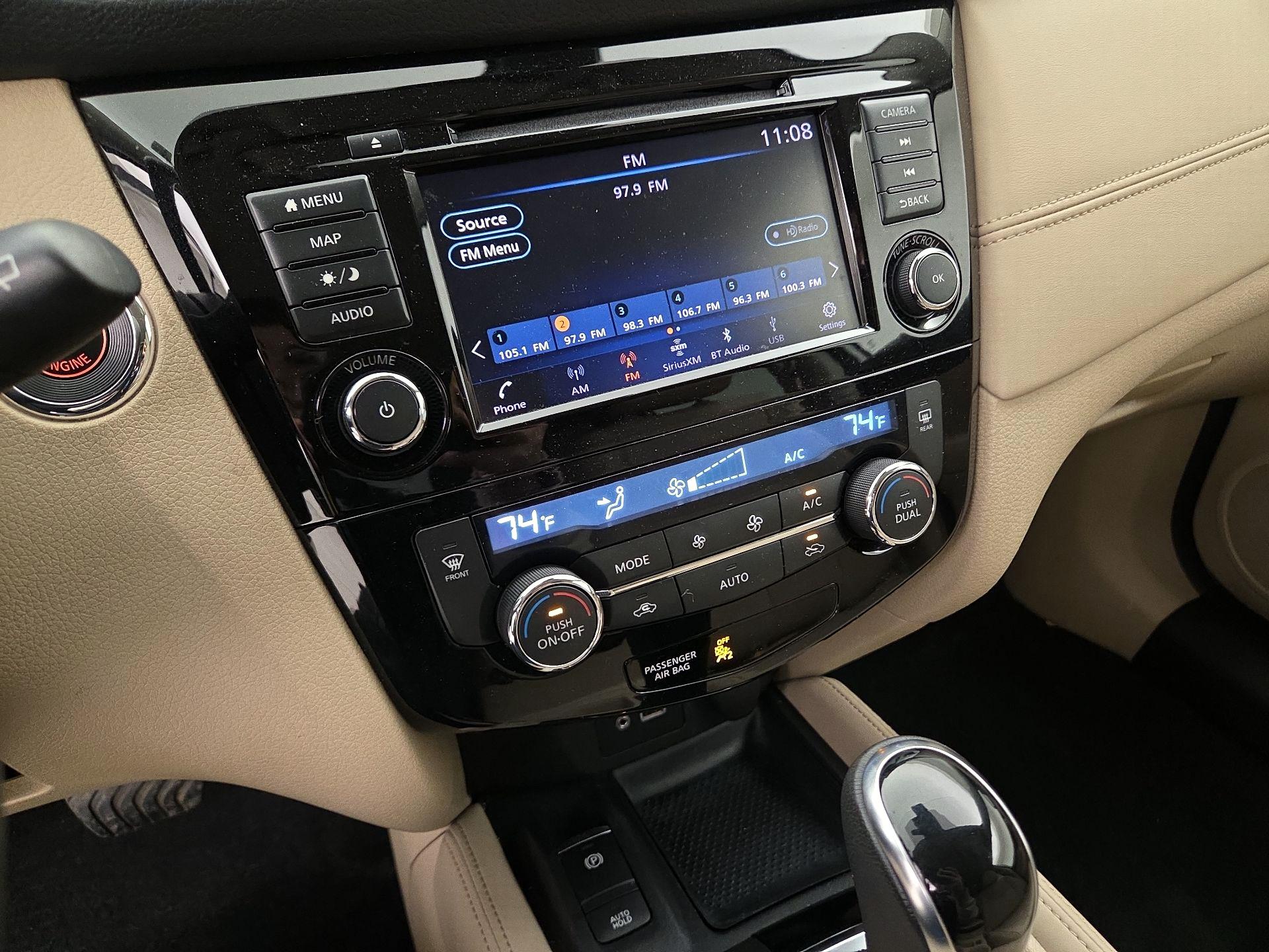 Thumbnail: 2019 Nissan Rogue - 15