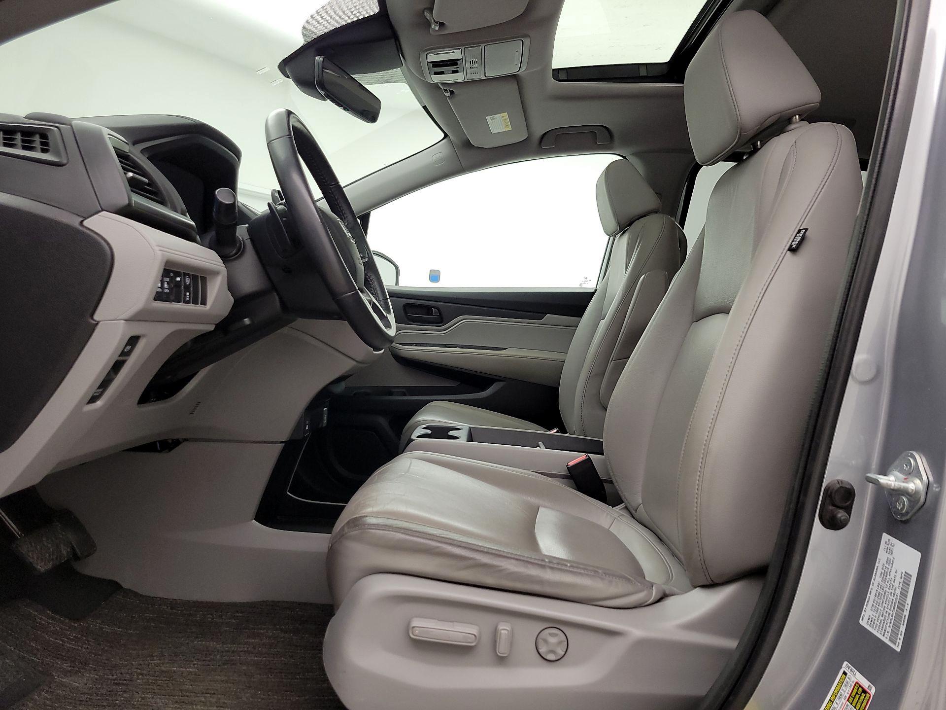 Thumbnail: 2021 Honda Odyssey - 11