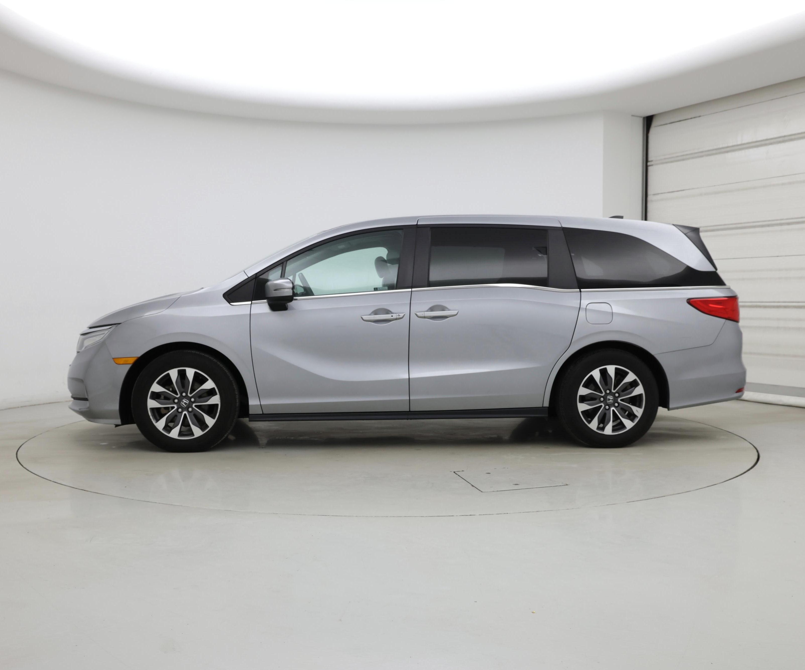 Thumbnail: 2021 Honda Odyssey - 3