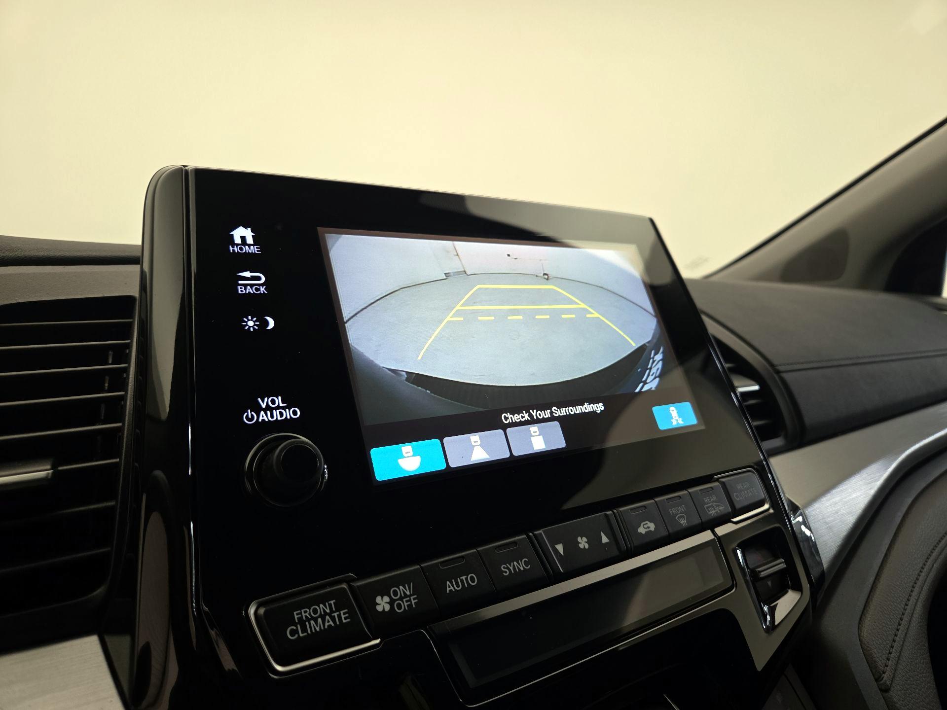 Thumbnail: 2020 Honda Odyssey - 14