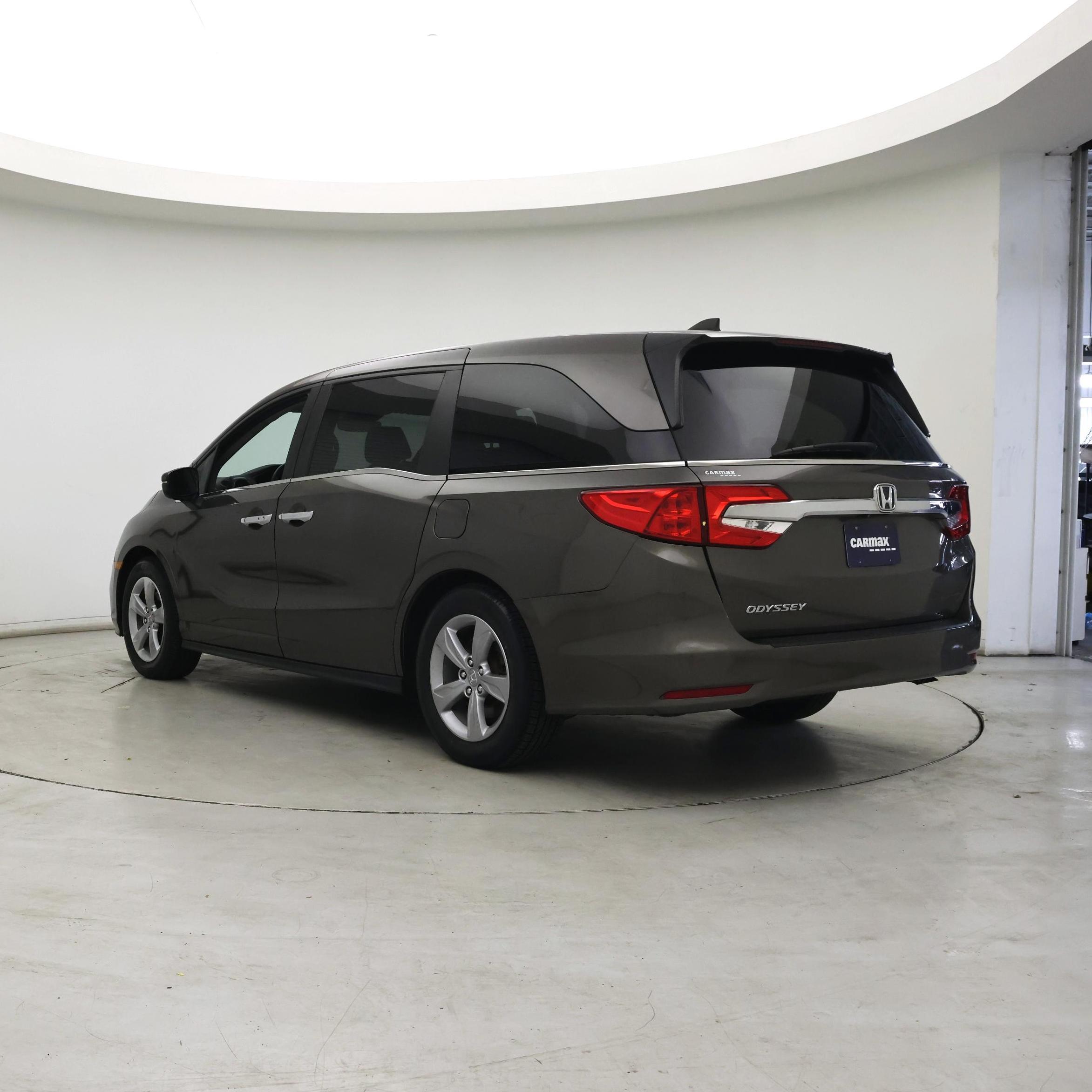 Thumbnail: 2020 Honda Odyssey - 2