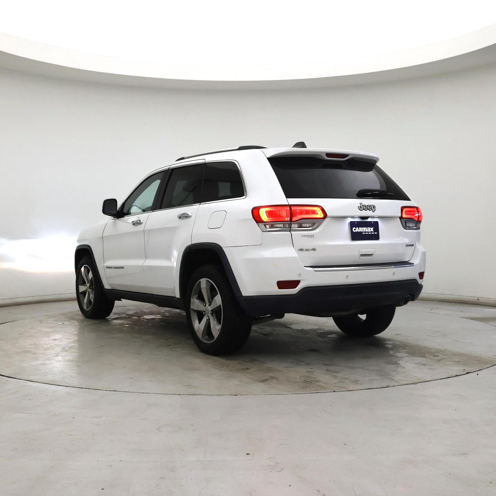 Thumbnail: 2015 Jeep Grand Cherokee - 2