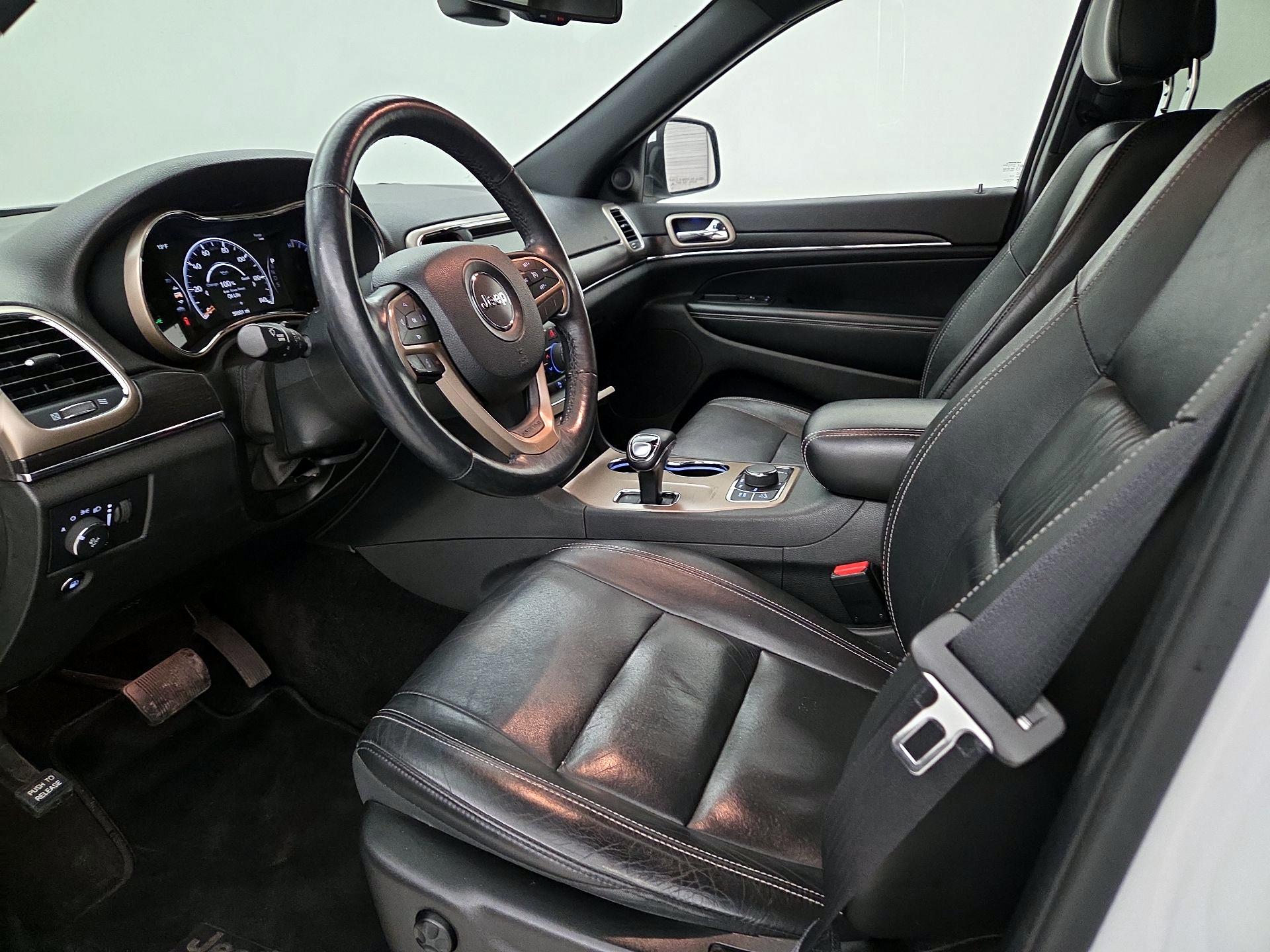 Thumbnail: 2014 Jeep Grand Cherokee - 11