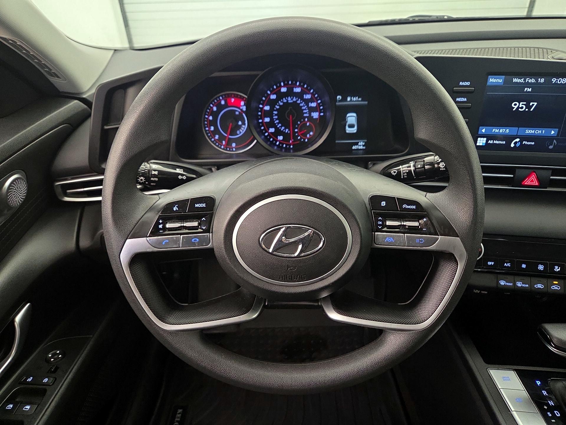 Thumbnail: 2023 Hyundai Elantra - 10