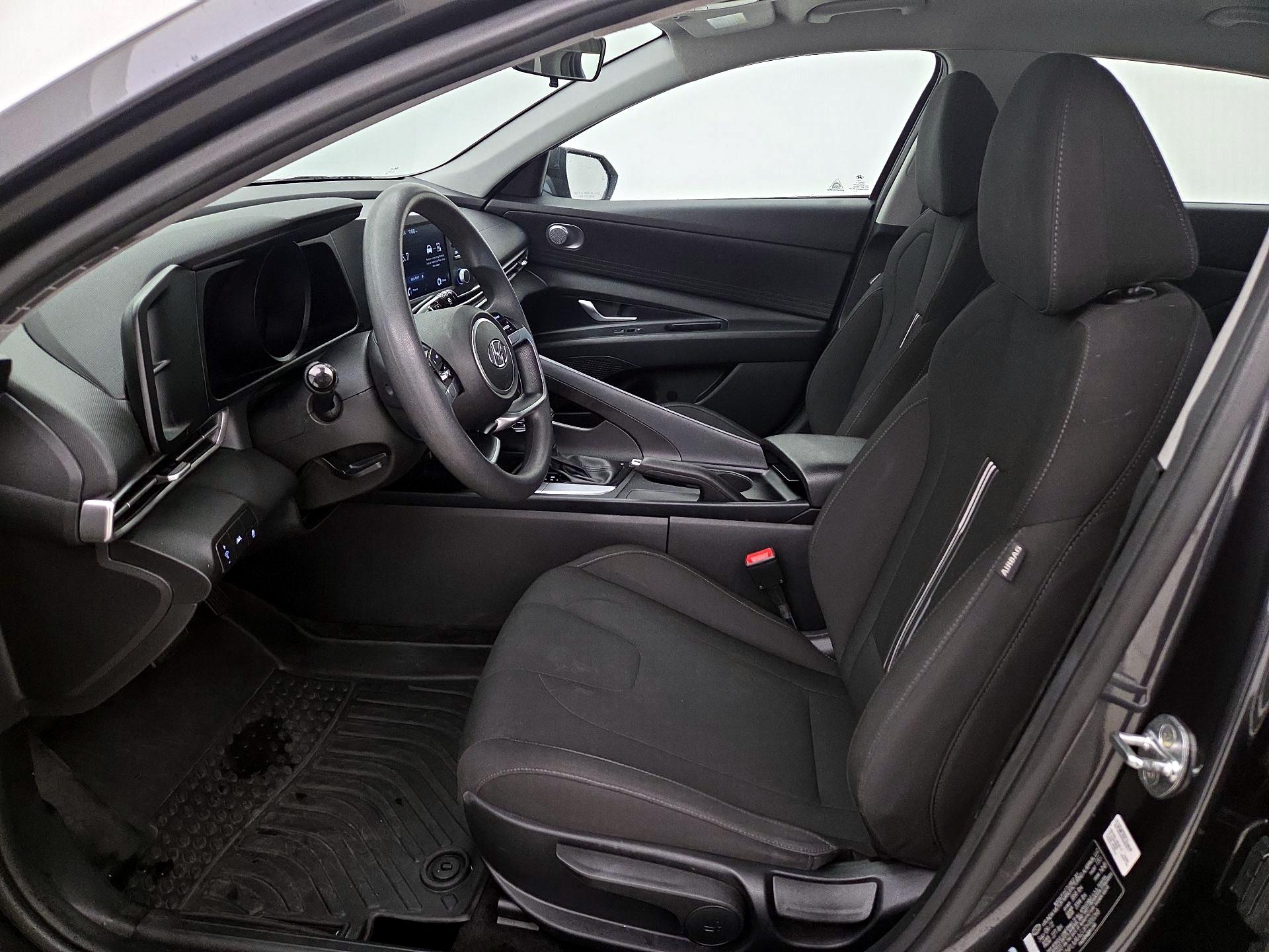 Thumbnail: 2023 Hyundai Elantra - 11