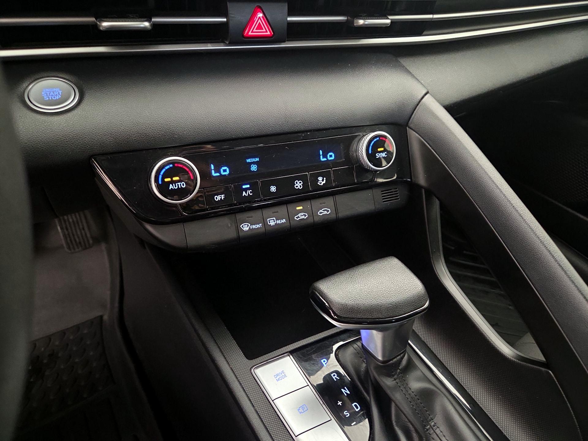 Thumbnail: 2023 Hyundai Elantra - 16