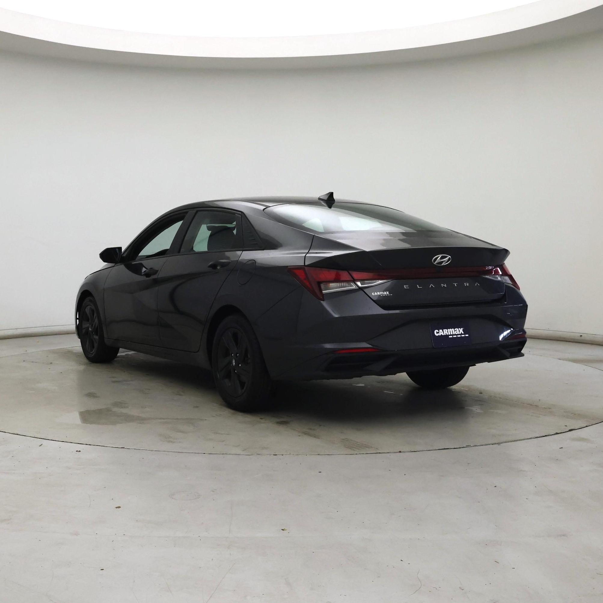 Thumbnail: 2023 Hyundai Elantra - 2