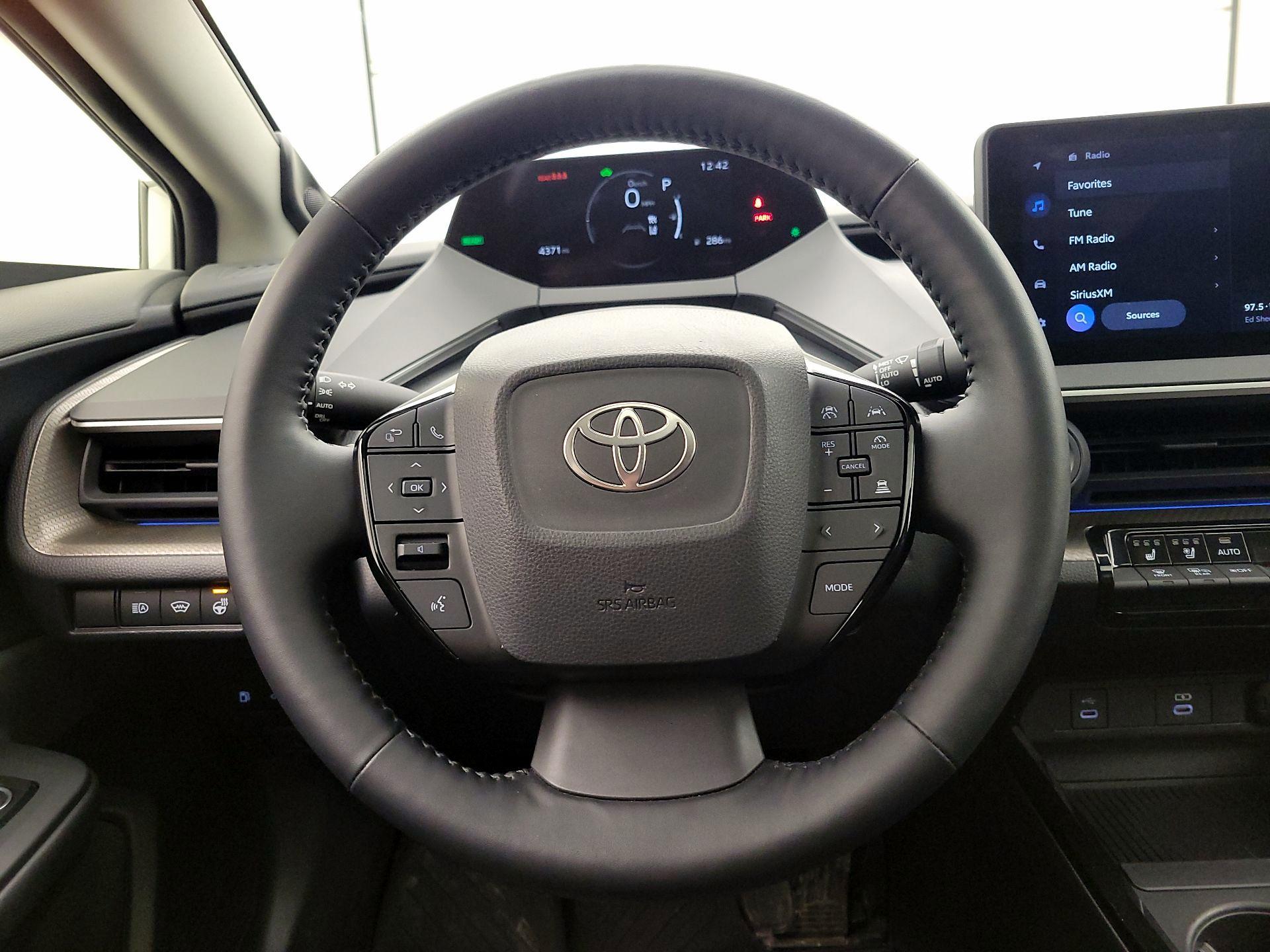 Thumbnail: 2024 Toyota Prius - 10