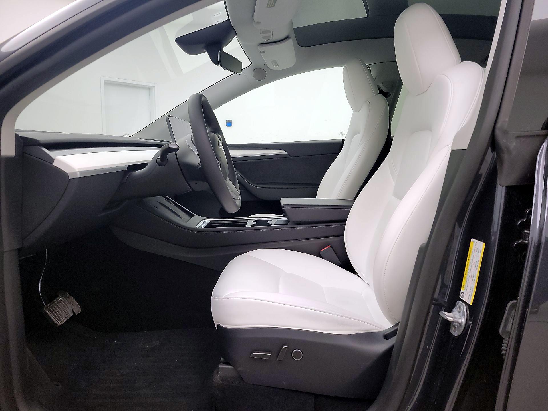 Thumbnail: 2024 Tesla Model Y - 11