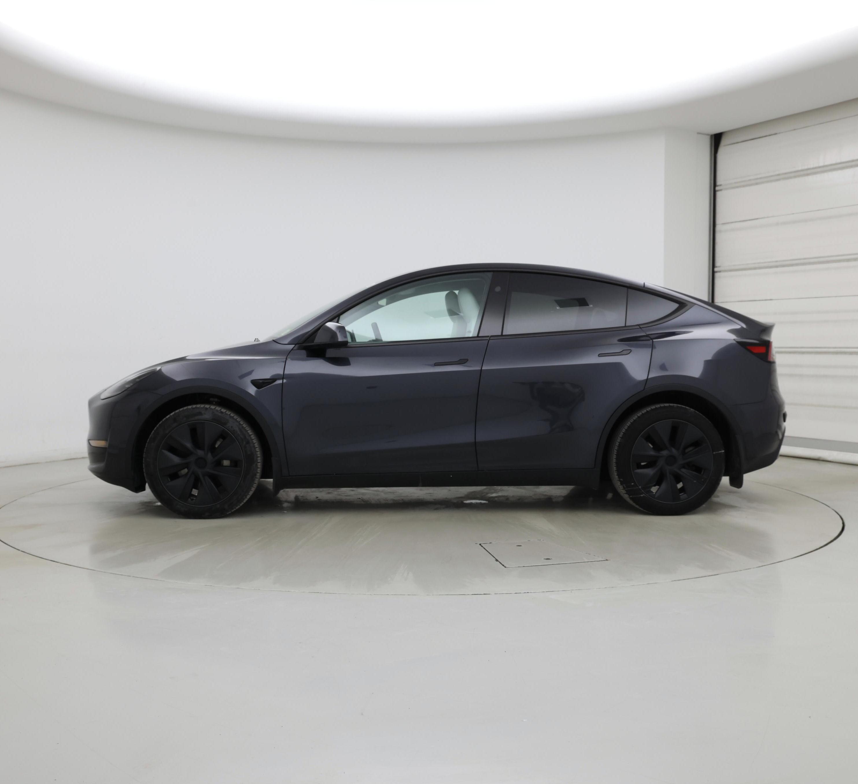 Thumbnail: 2024 Tesla Model Y - 3