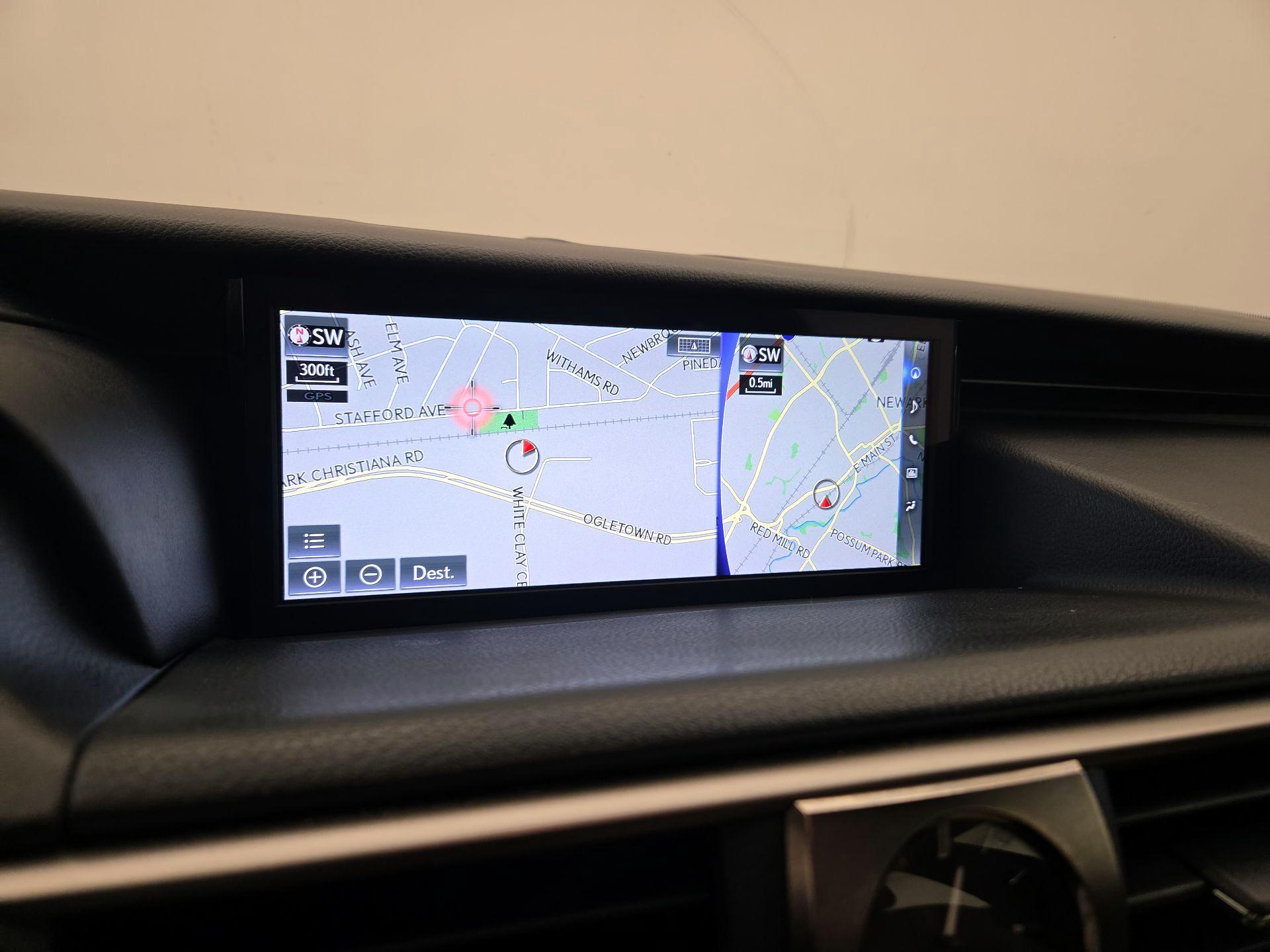 Thumbnail: 2019 Lexus IS - 14