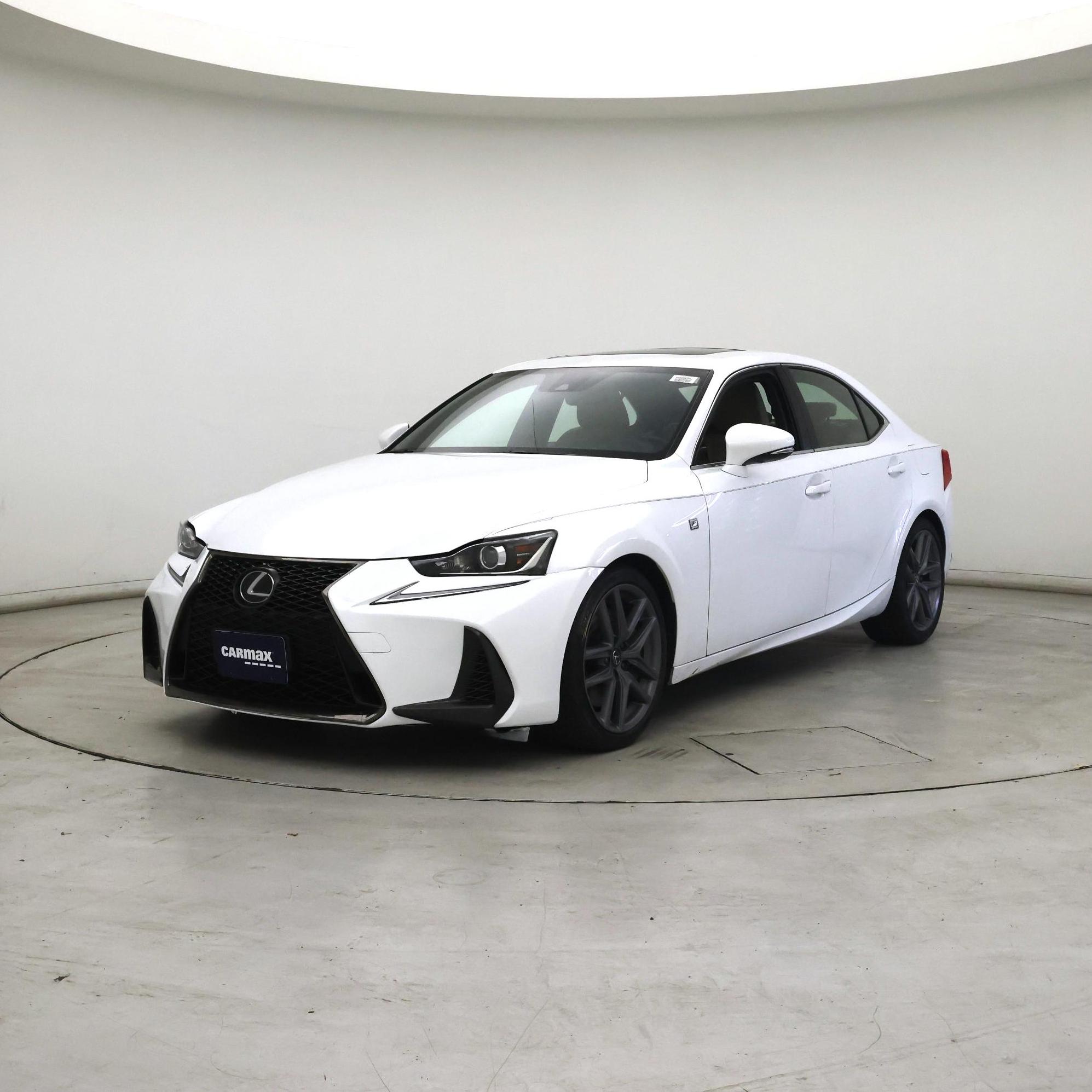 Thumbnail: 2019 Lexus IS - 4