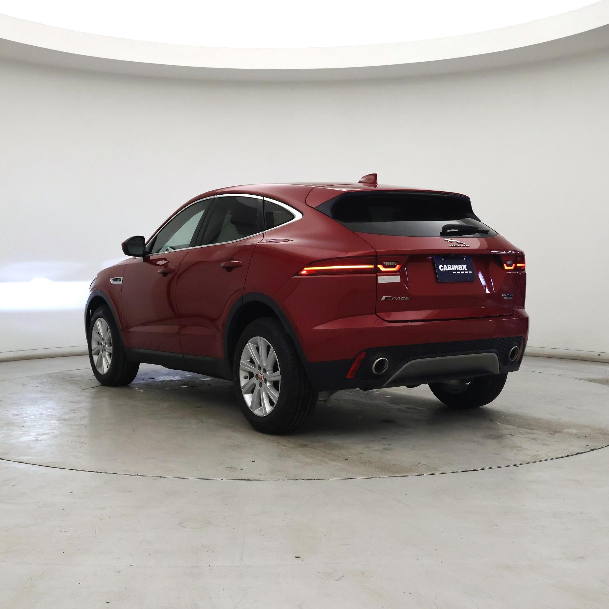 Thumbnail: 2019 Jaguar E-Pace - 2