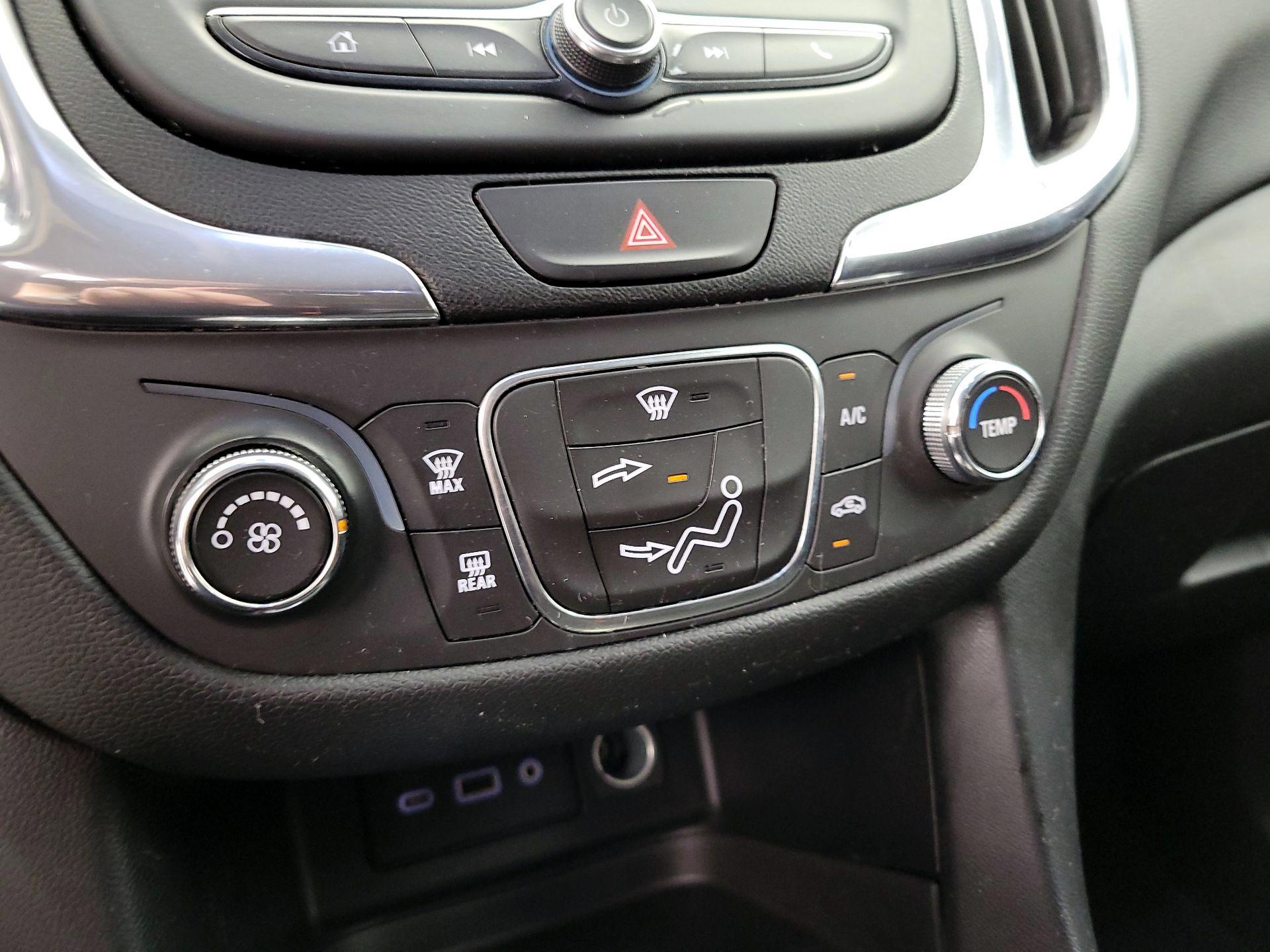 Thumbnail: 2019 Chevrolet Equinox - 17