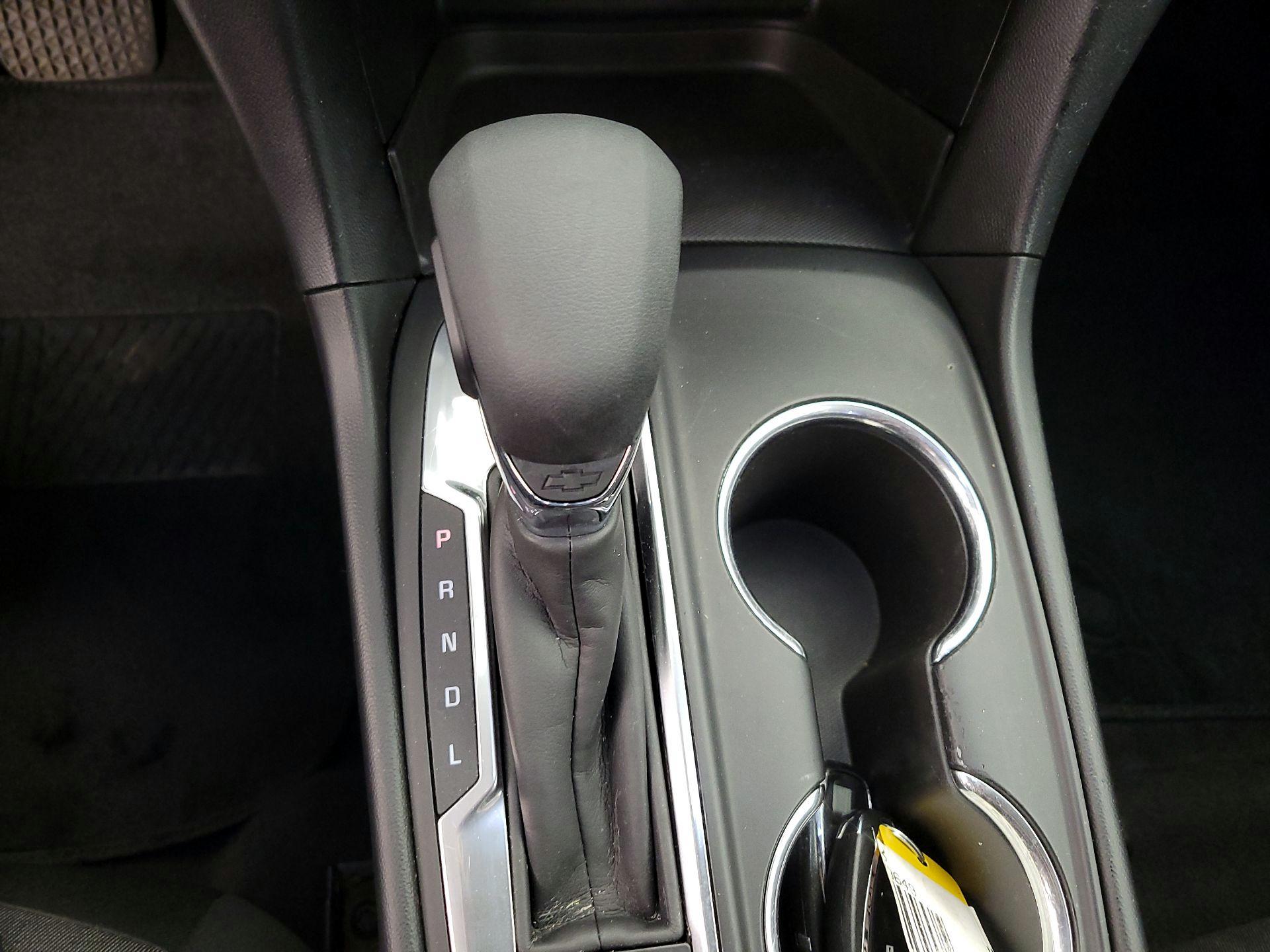 Thumbnail: 2019 Chevrolet Equinox - 18