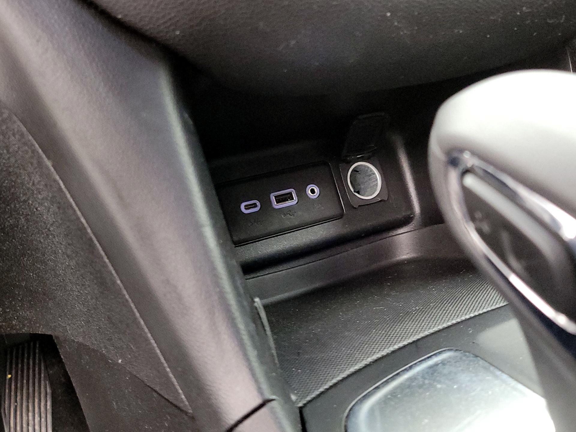 Thumbnail: 2019 Chevrolet Equinox - 19