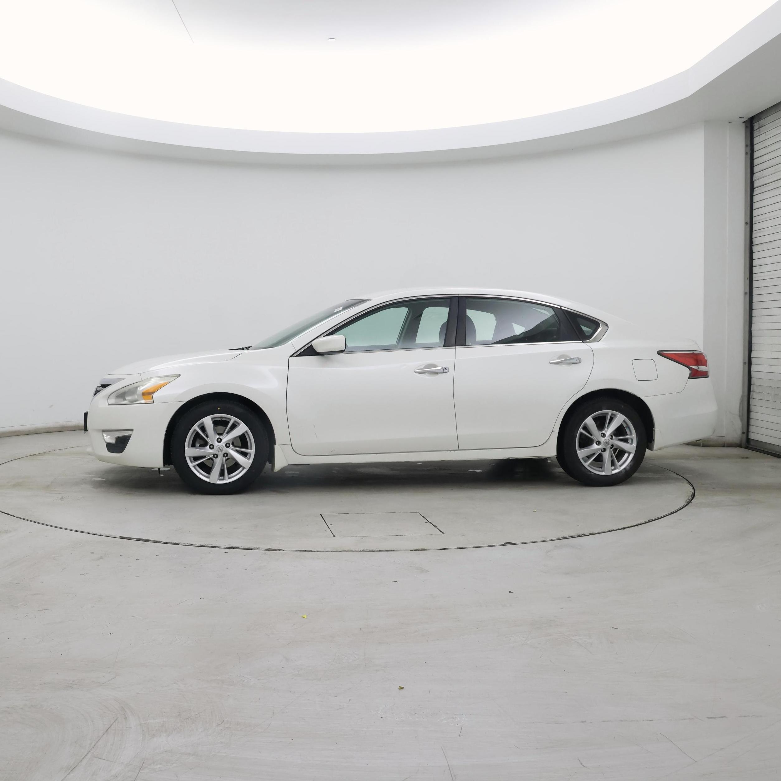 Thumbnail: 2014 Nissan Altima - 3