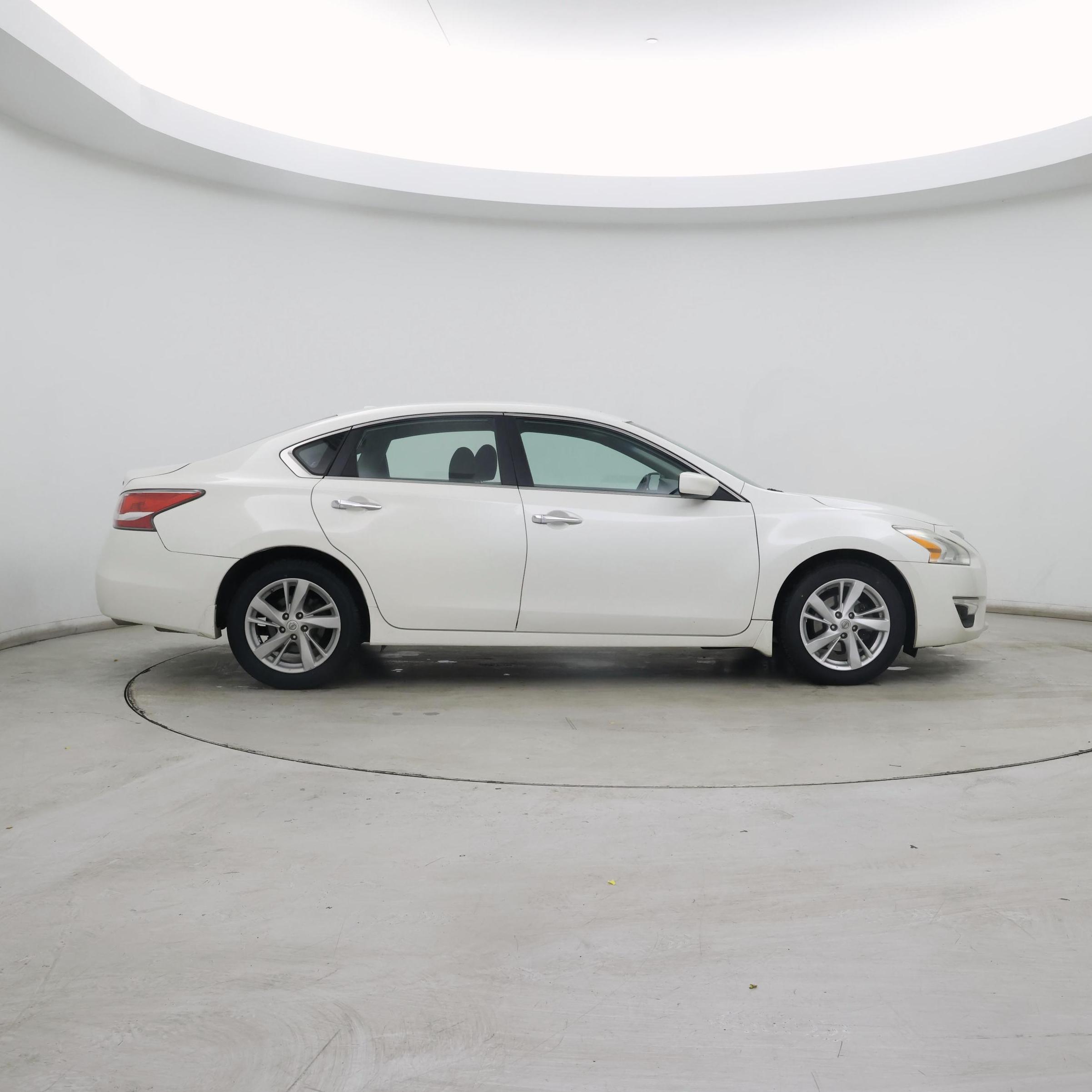 Thumbnail: 2014 Nissan Altima - 7