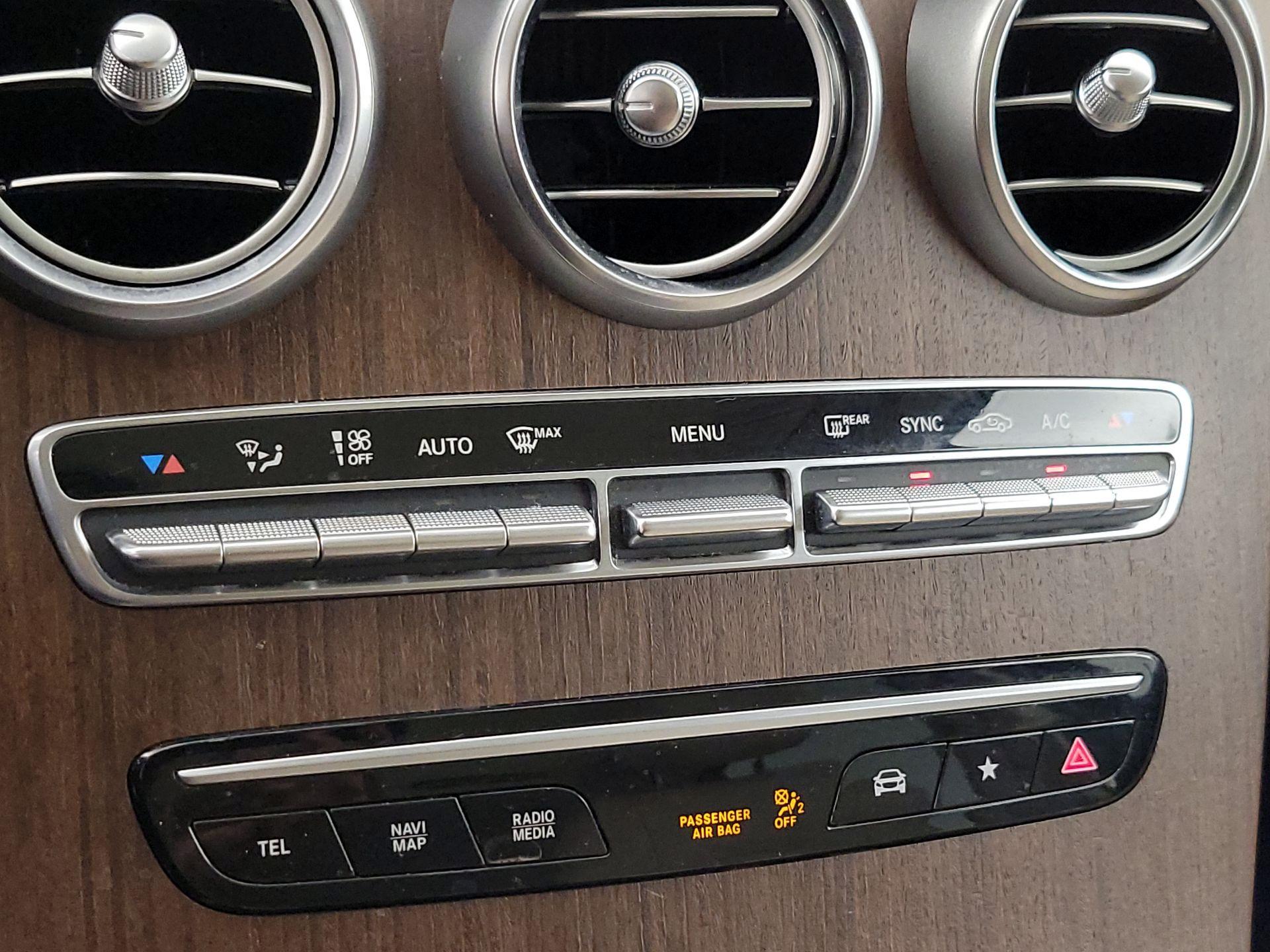 Thumbnail: 2020 Mercedes-Benz GLC - 16