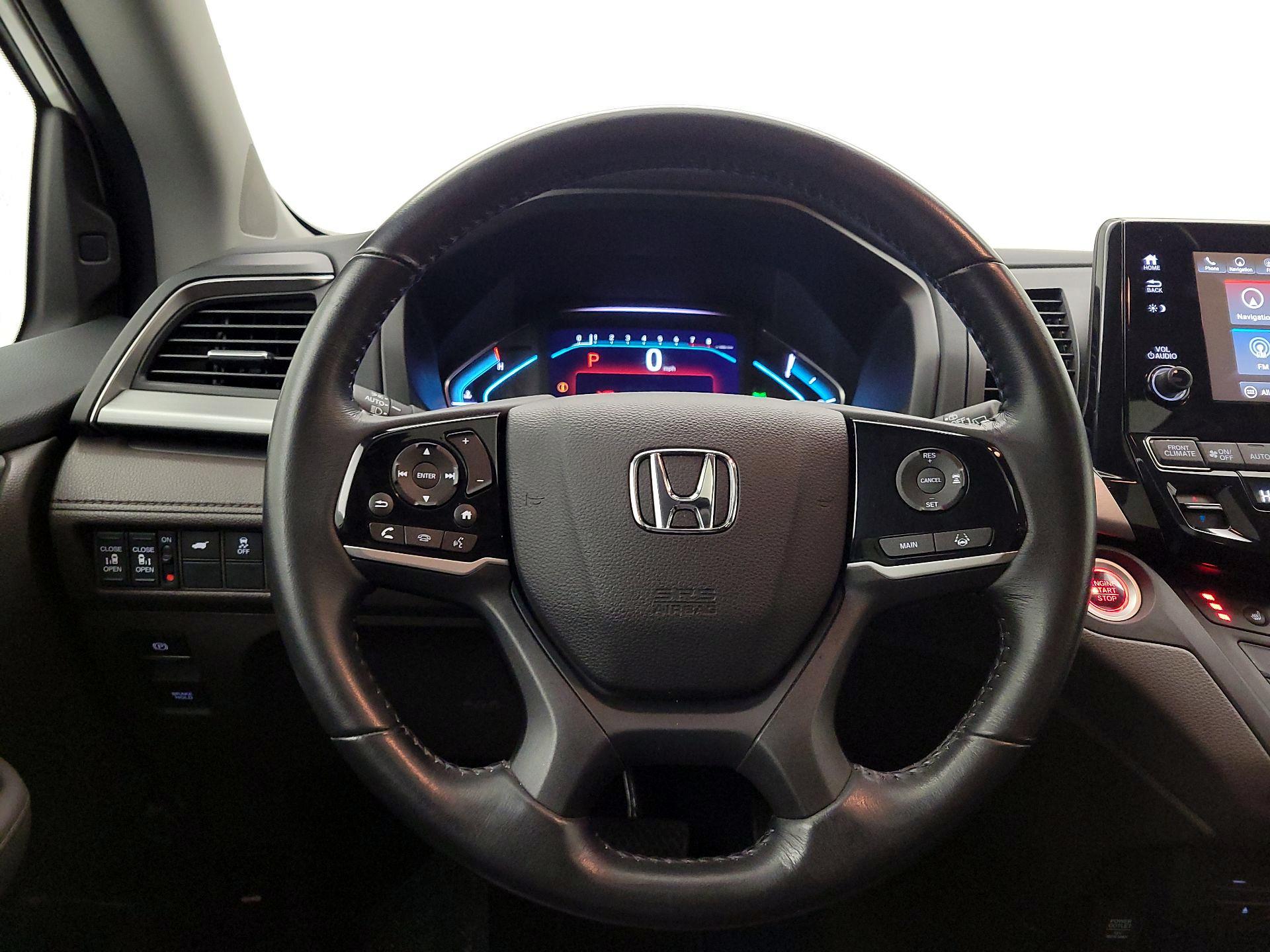 Thumbnail: 2019 Honda Odyssey - 10