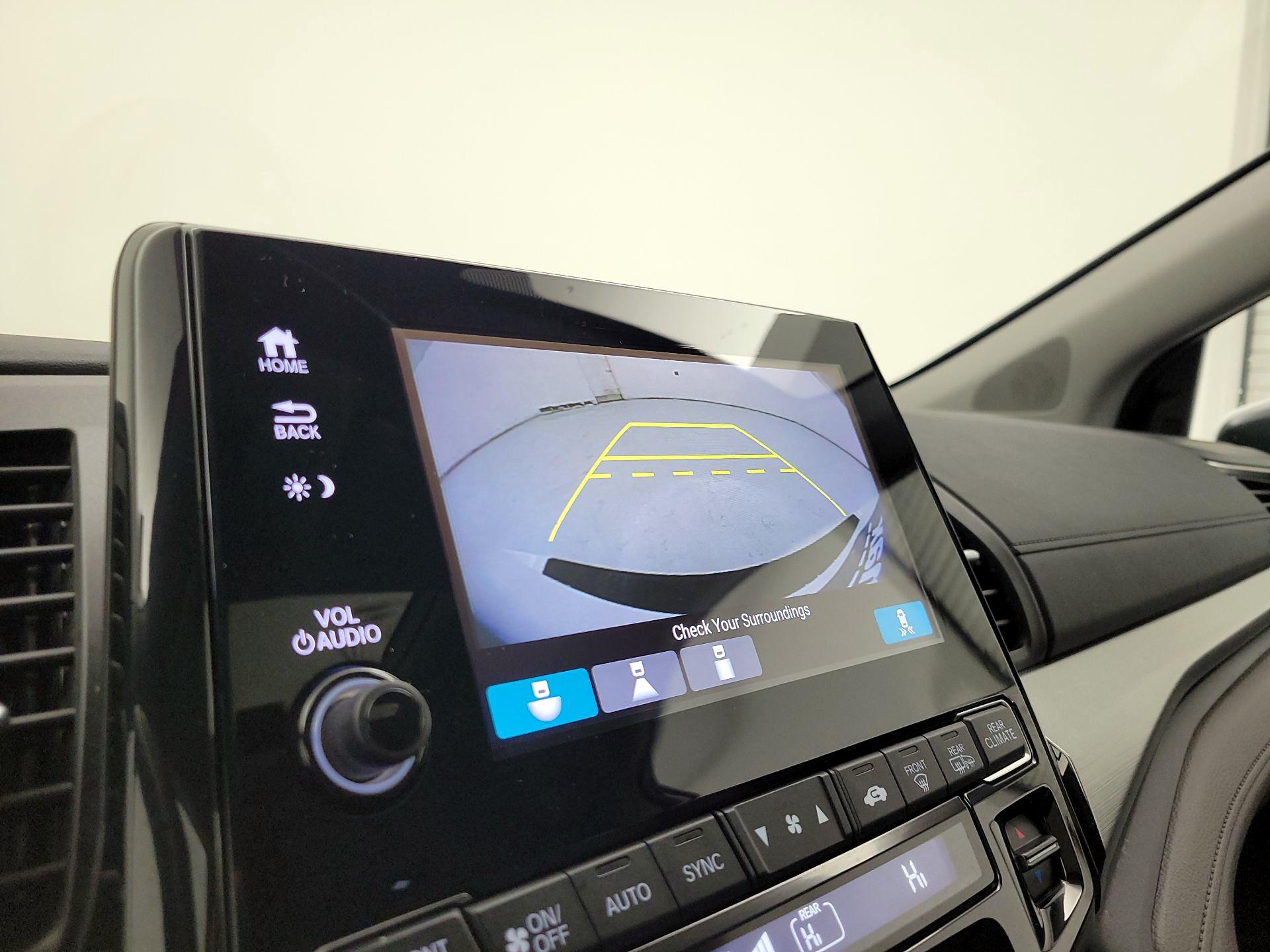 Thumbnail: 2019 Honda Odyssey - 15