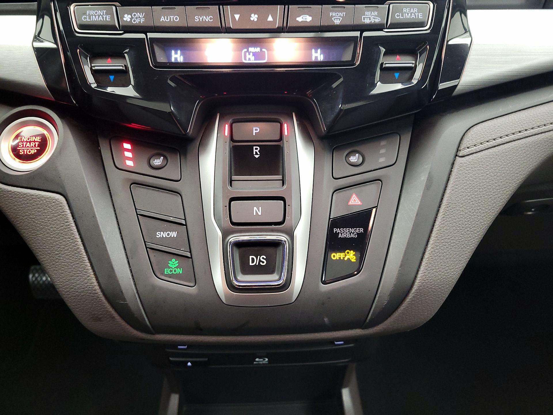 Thumbnail: 2019 Honda Odyssey - 18