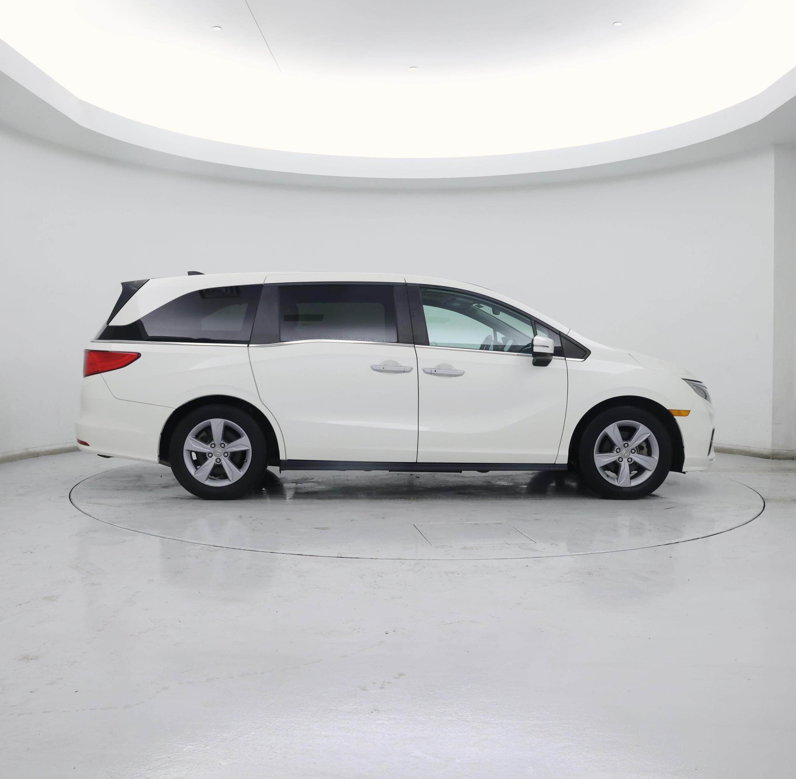 Thumbnail: 2019 Honda Odyssey - 7