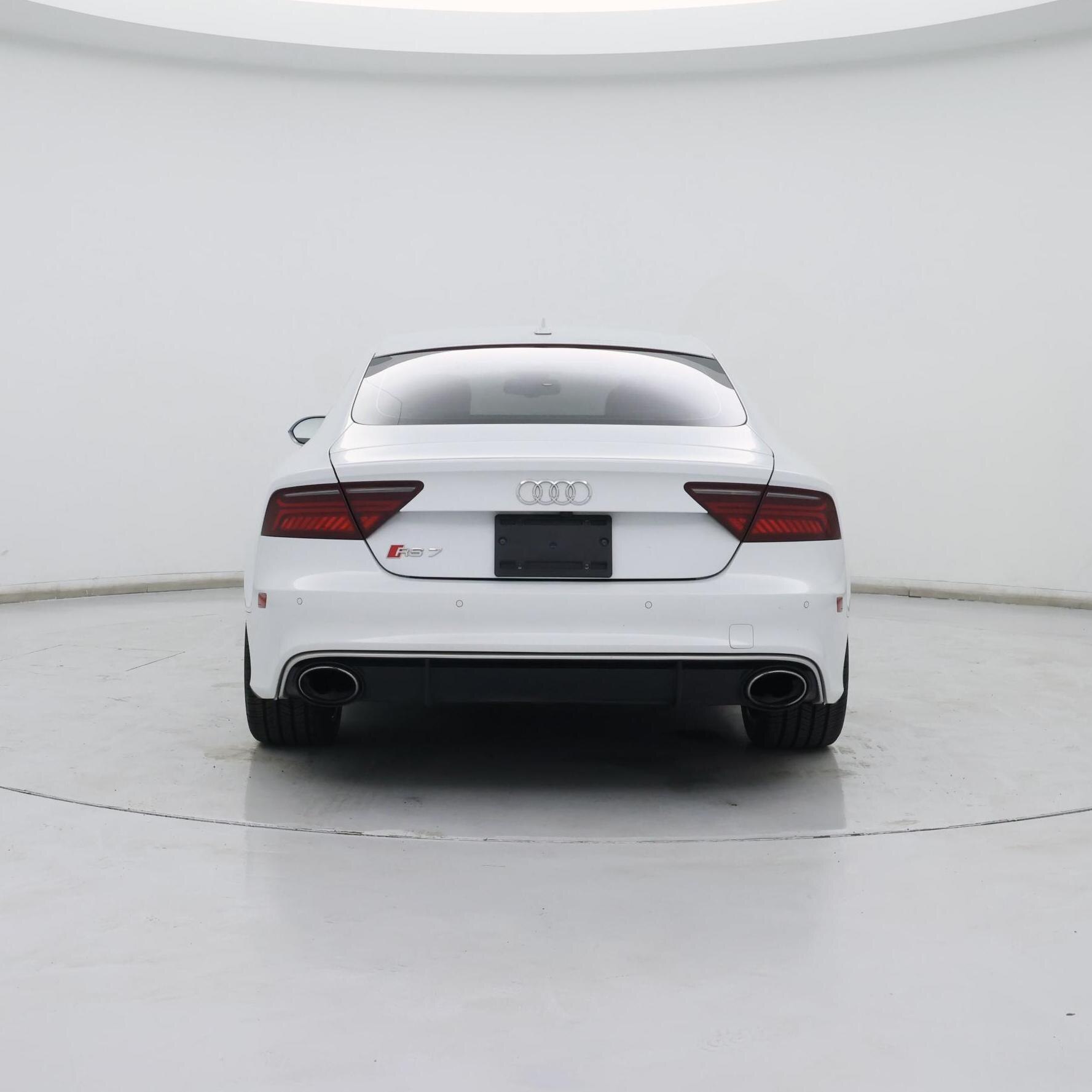 Thumbnail: 2017 Audi RS 7 - 6