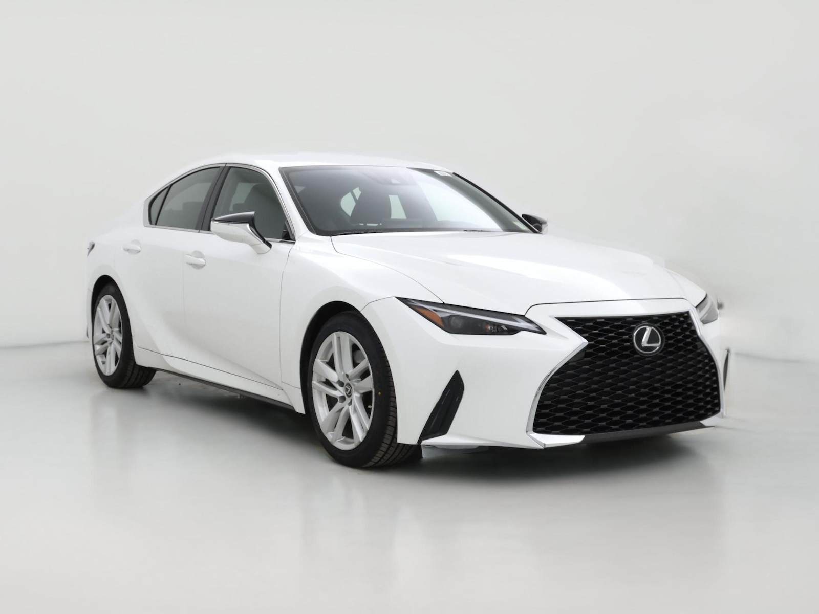 2022 Lexus IS