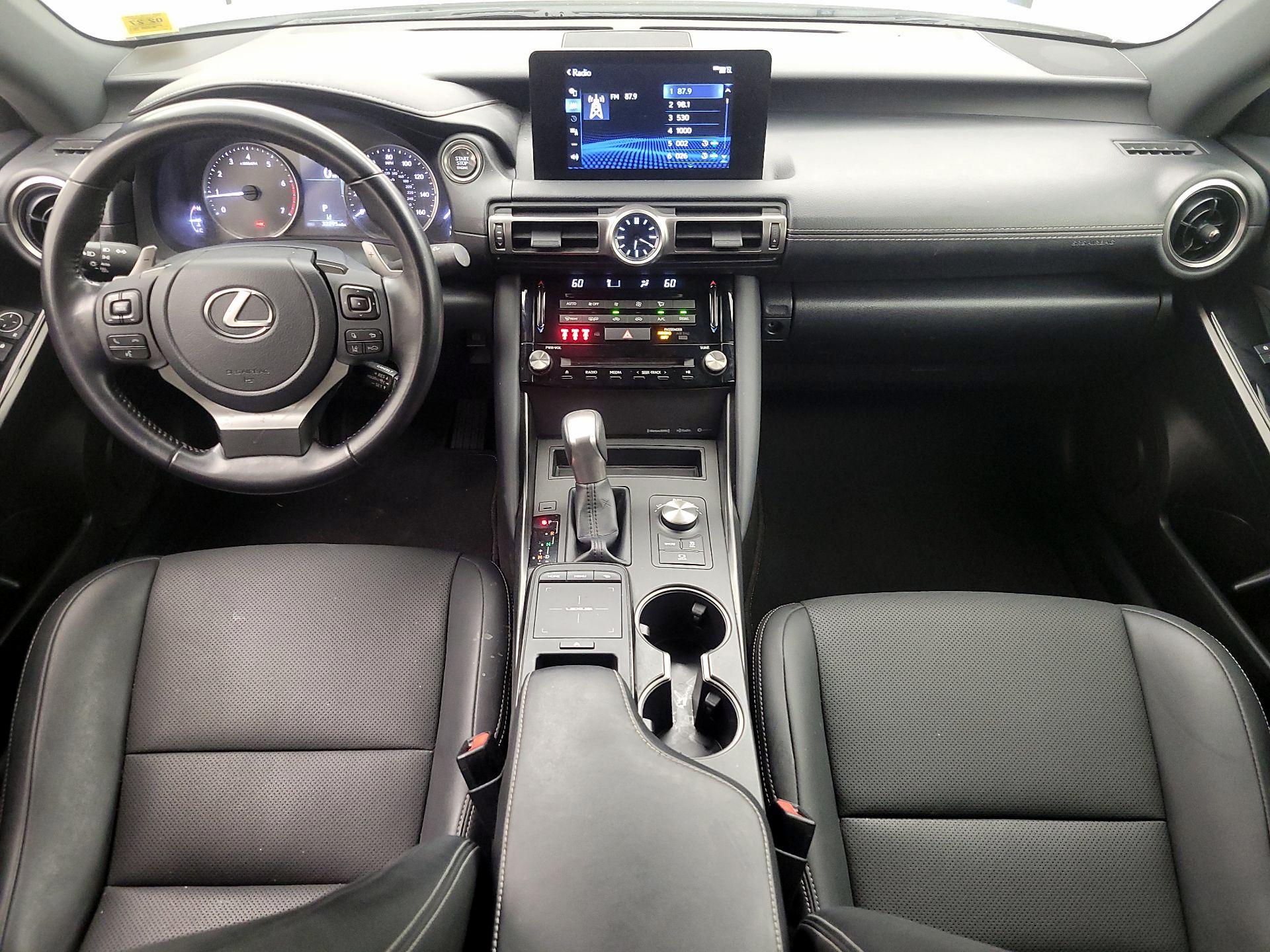 Thumbnail: 2022 Lexus IS - 9