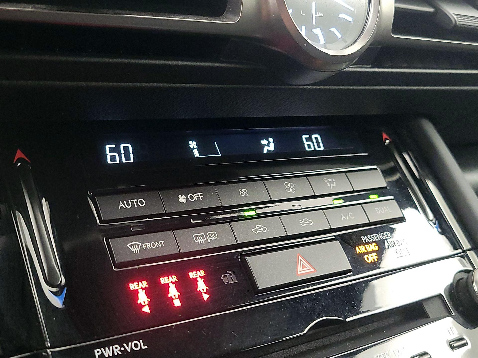 Thumbnail: 2022 Lexus IS - 16