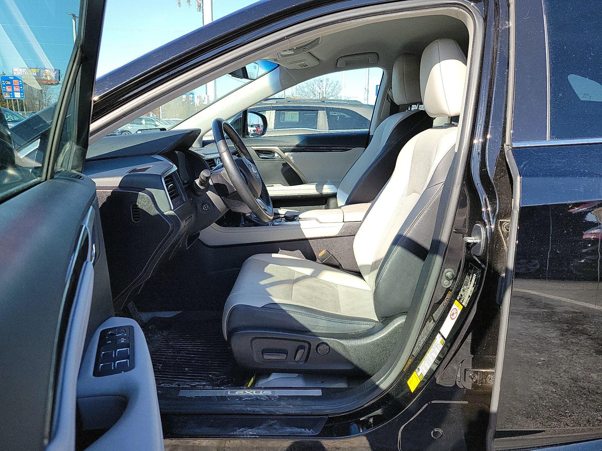 Thumbnail: 2018 Lexus RX - 9