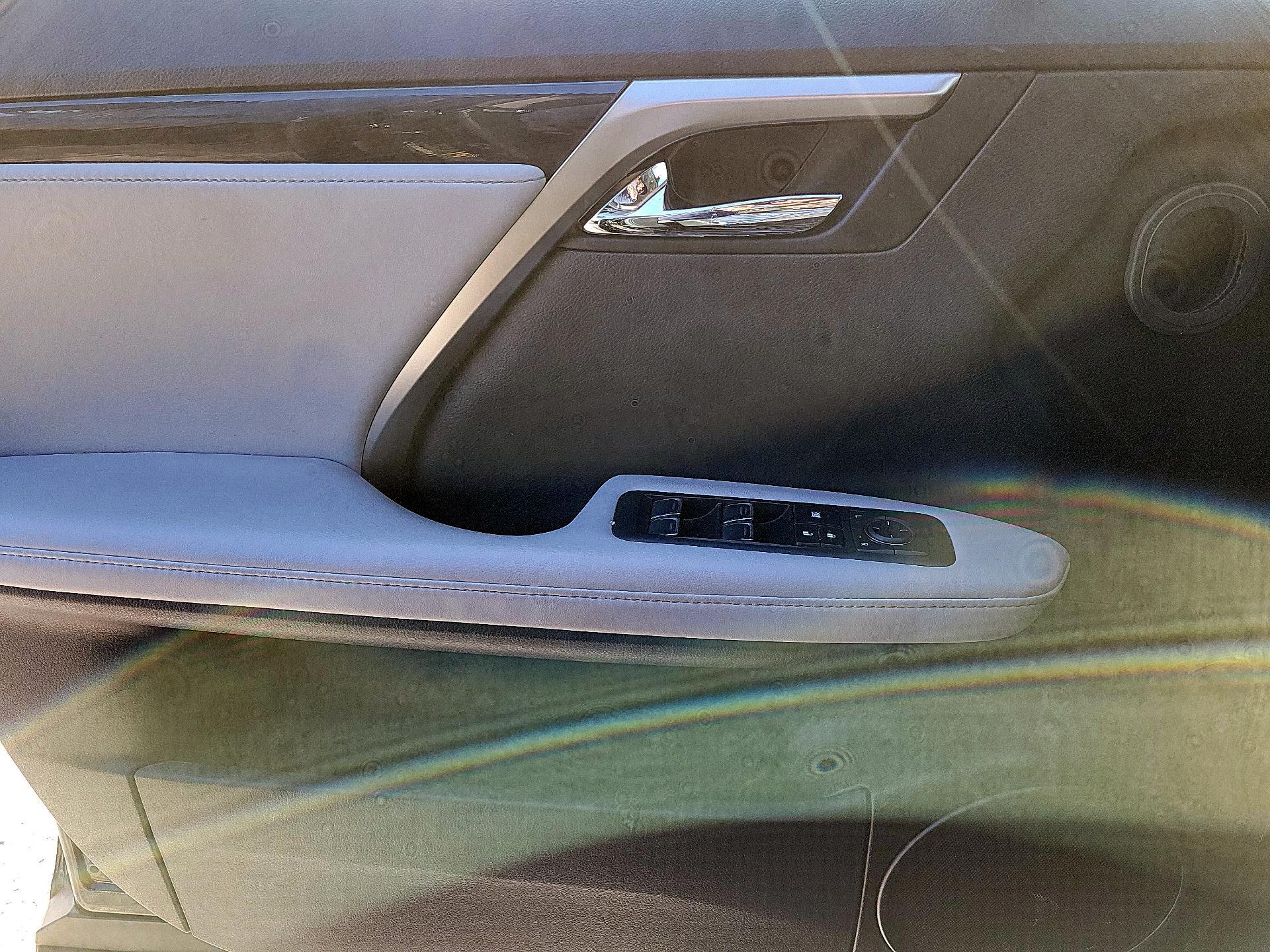 Thumbnail: 2018 Lexus RX - 10