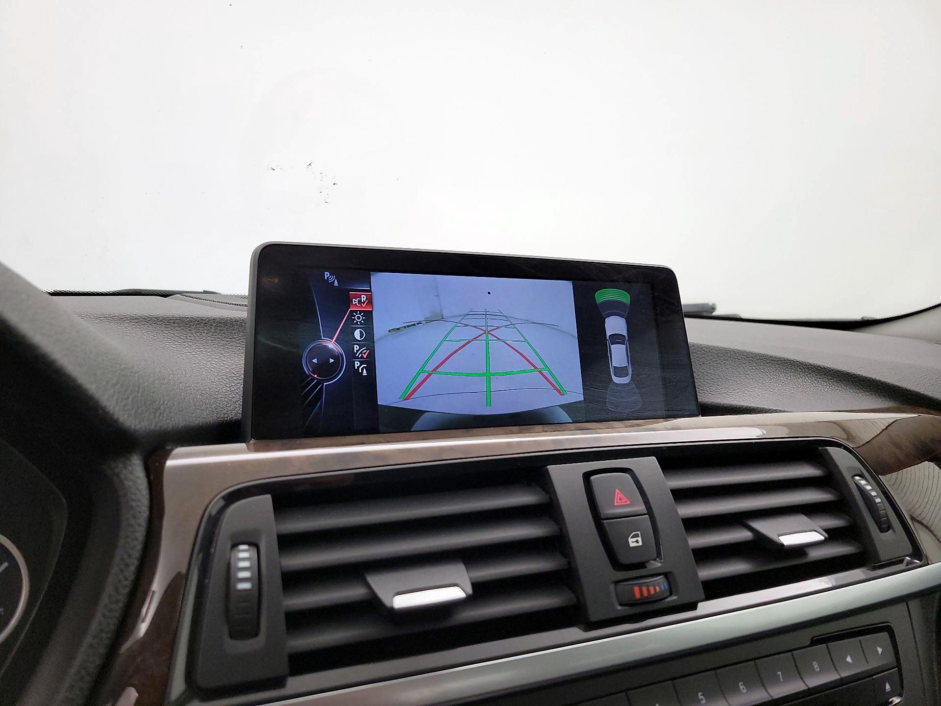 Thumbnail: 2015 BMW 4 Series - 15