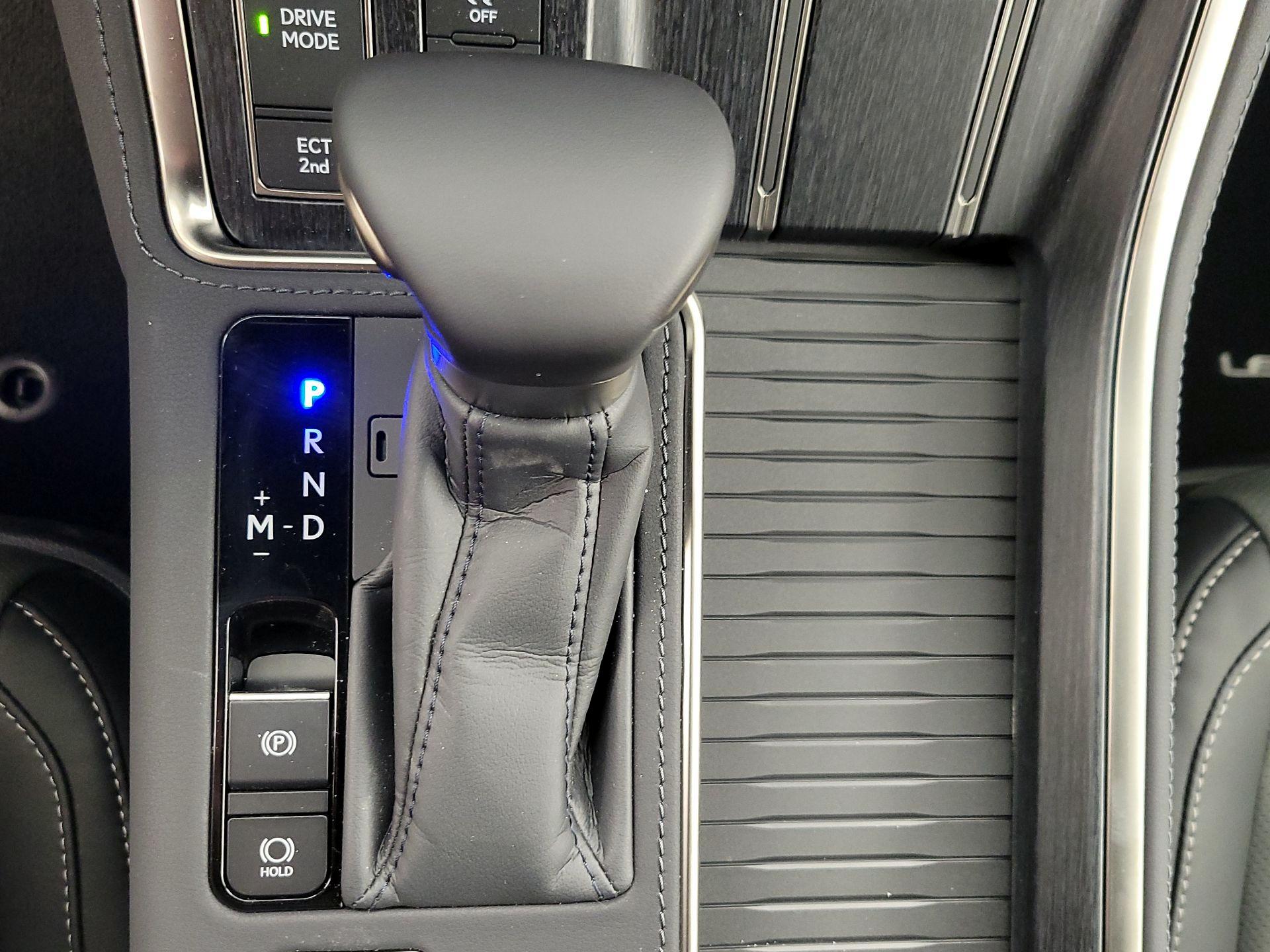 Thumbnail: 2025 Lexus GX - 18