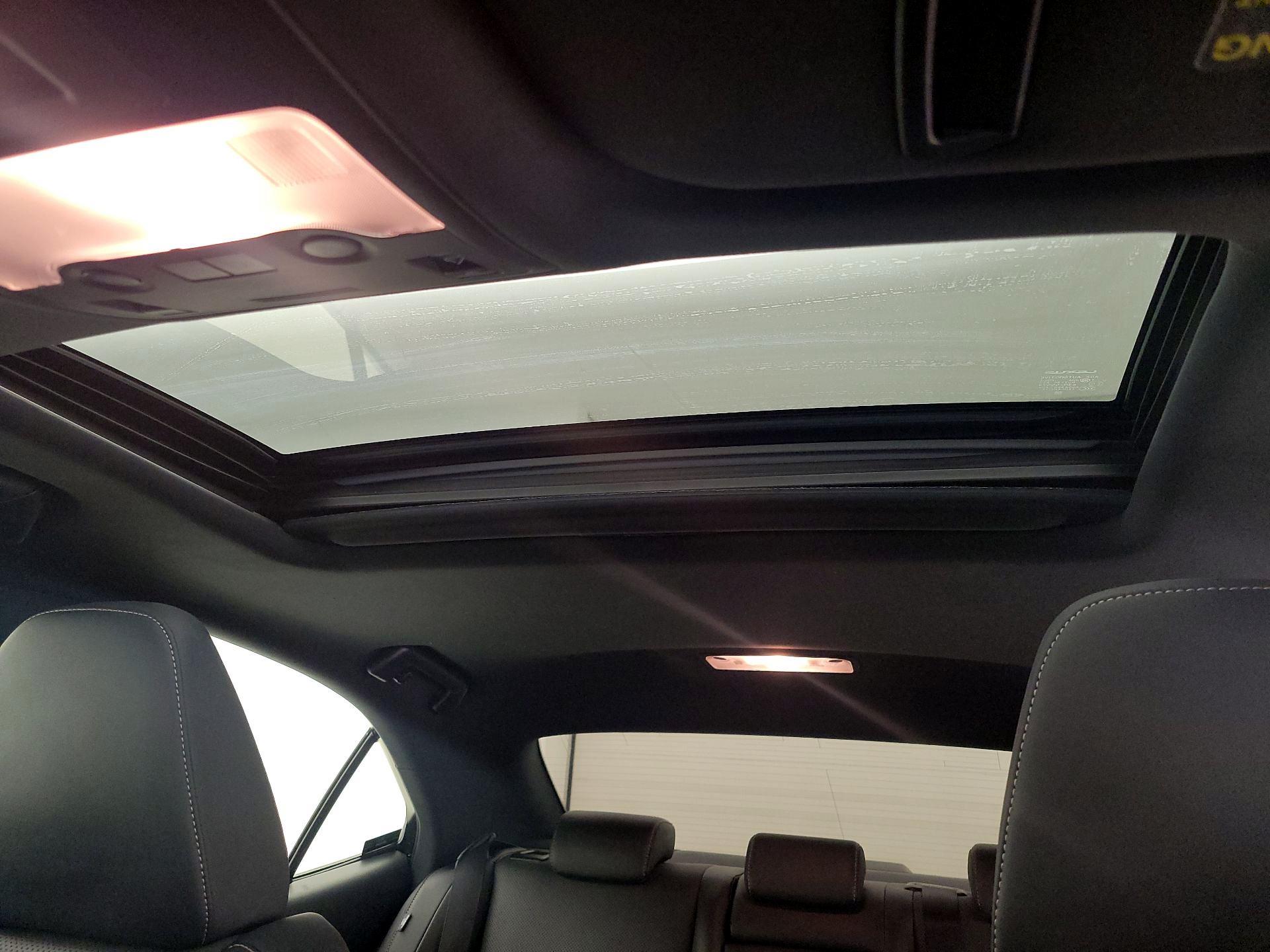 Thumbnail: 2015 Lexus IS - 20